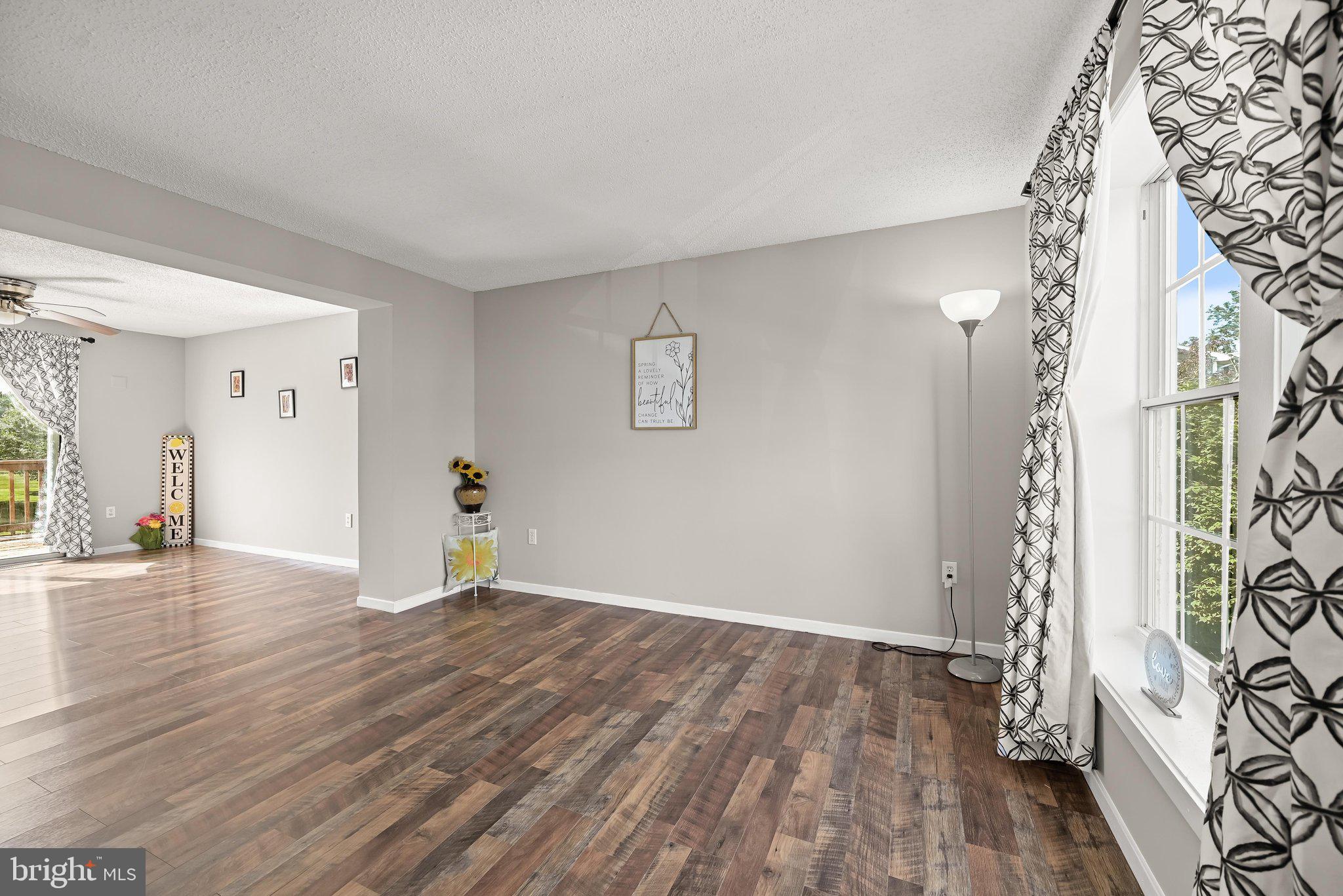 ROLLING MEADOWS - Residential