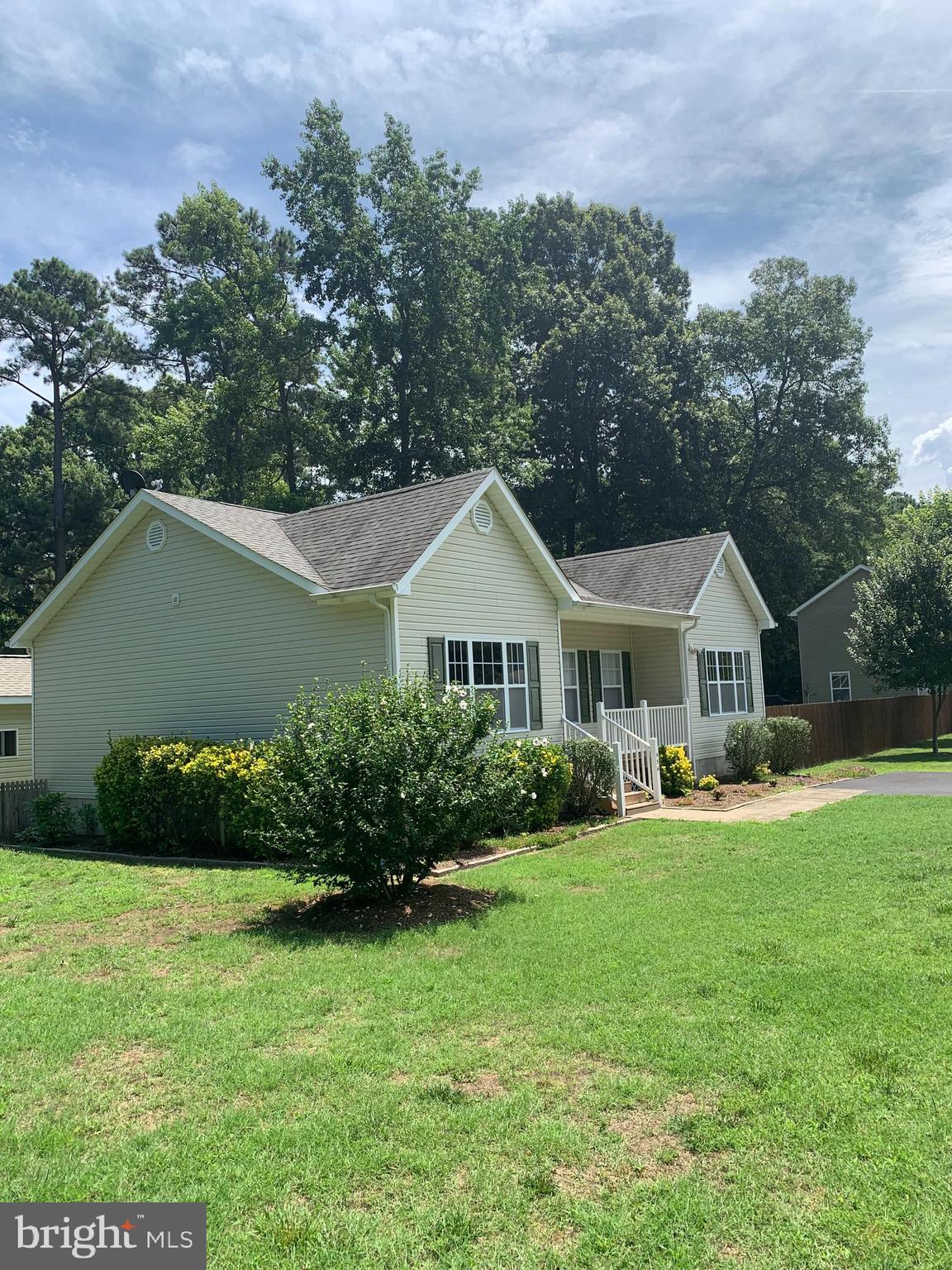 WESTMORELAND SHORES - Residential Lease