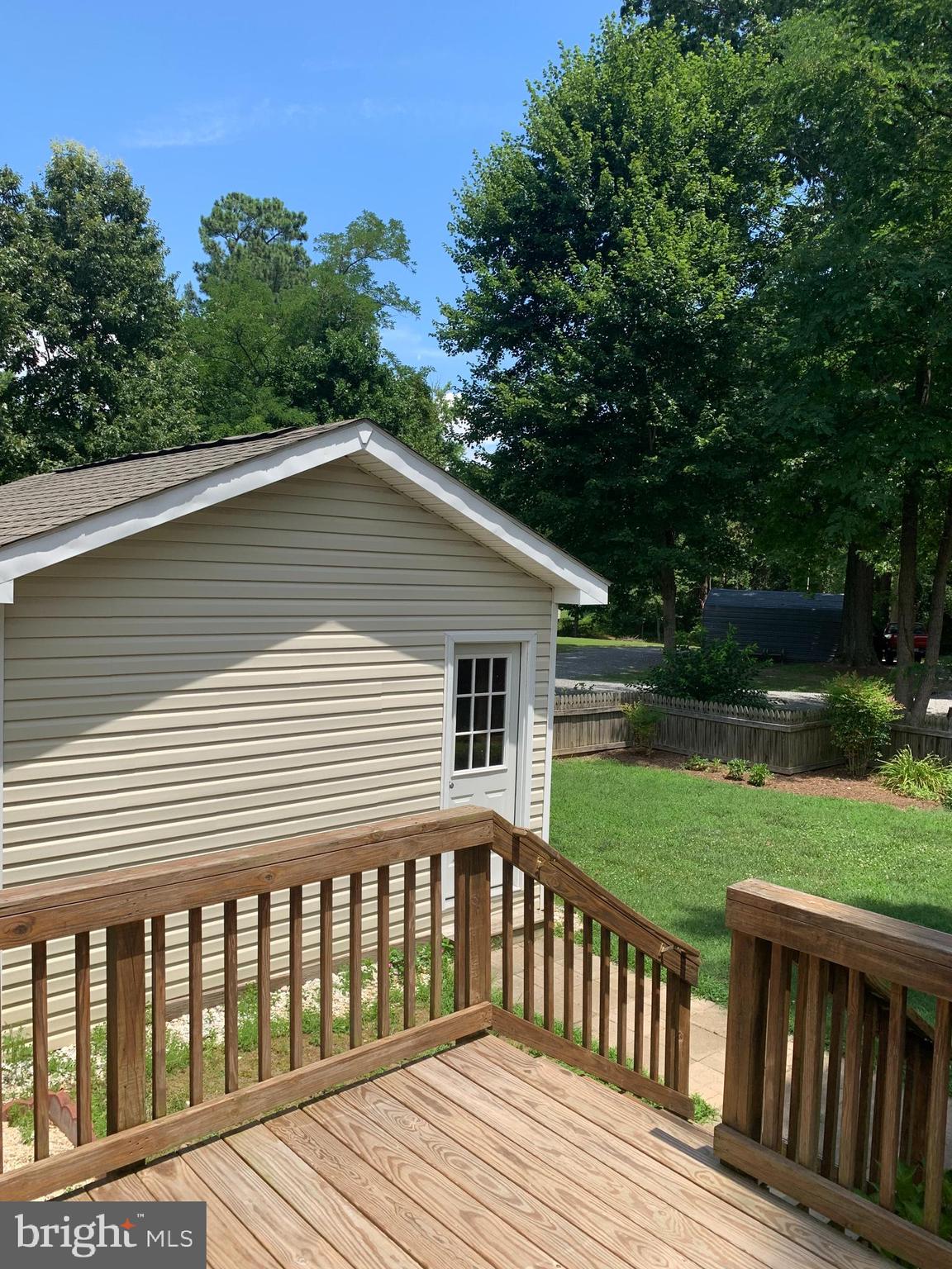 WESTMORELAND SHORES - Residential Lease