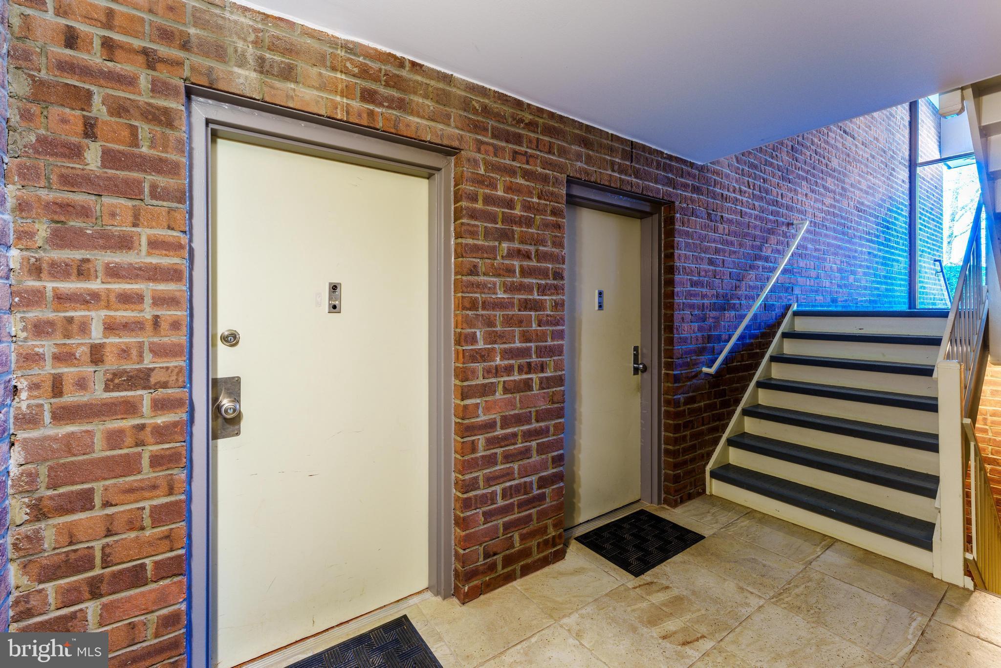 CHESTNUT GROVE - Residential
