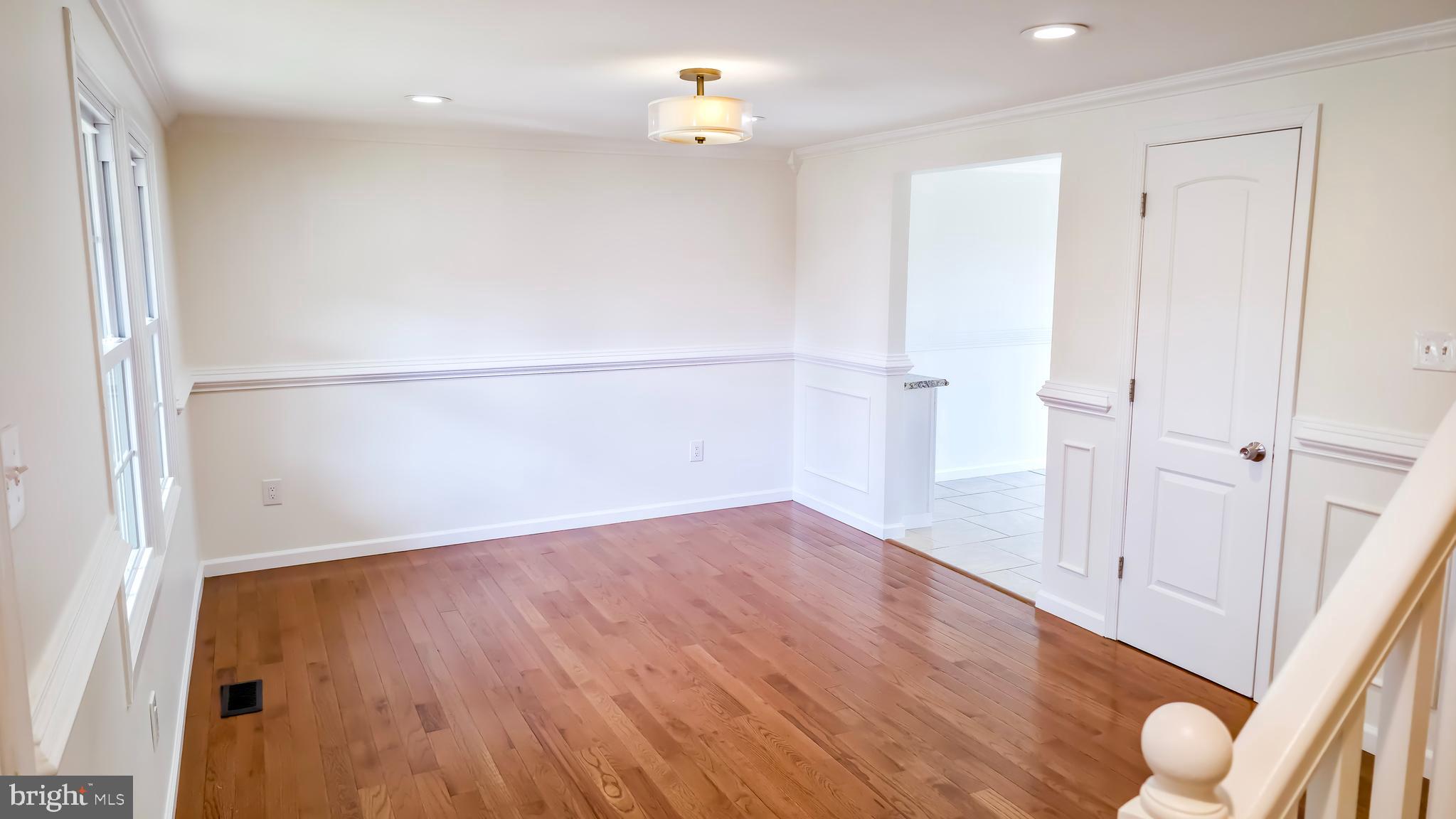 STONEGATE - Residential