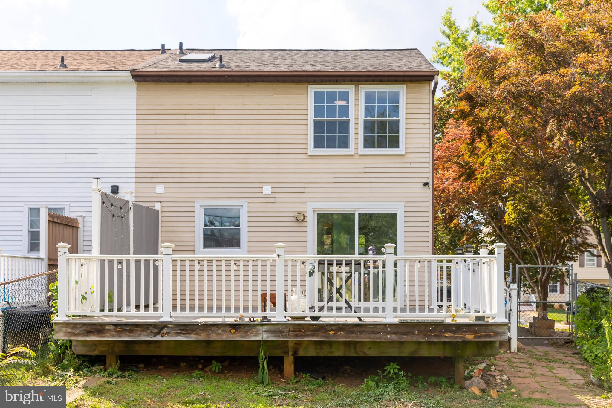 STONEGATE - Residential