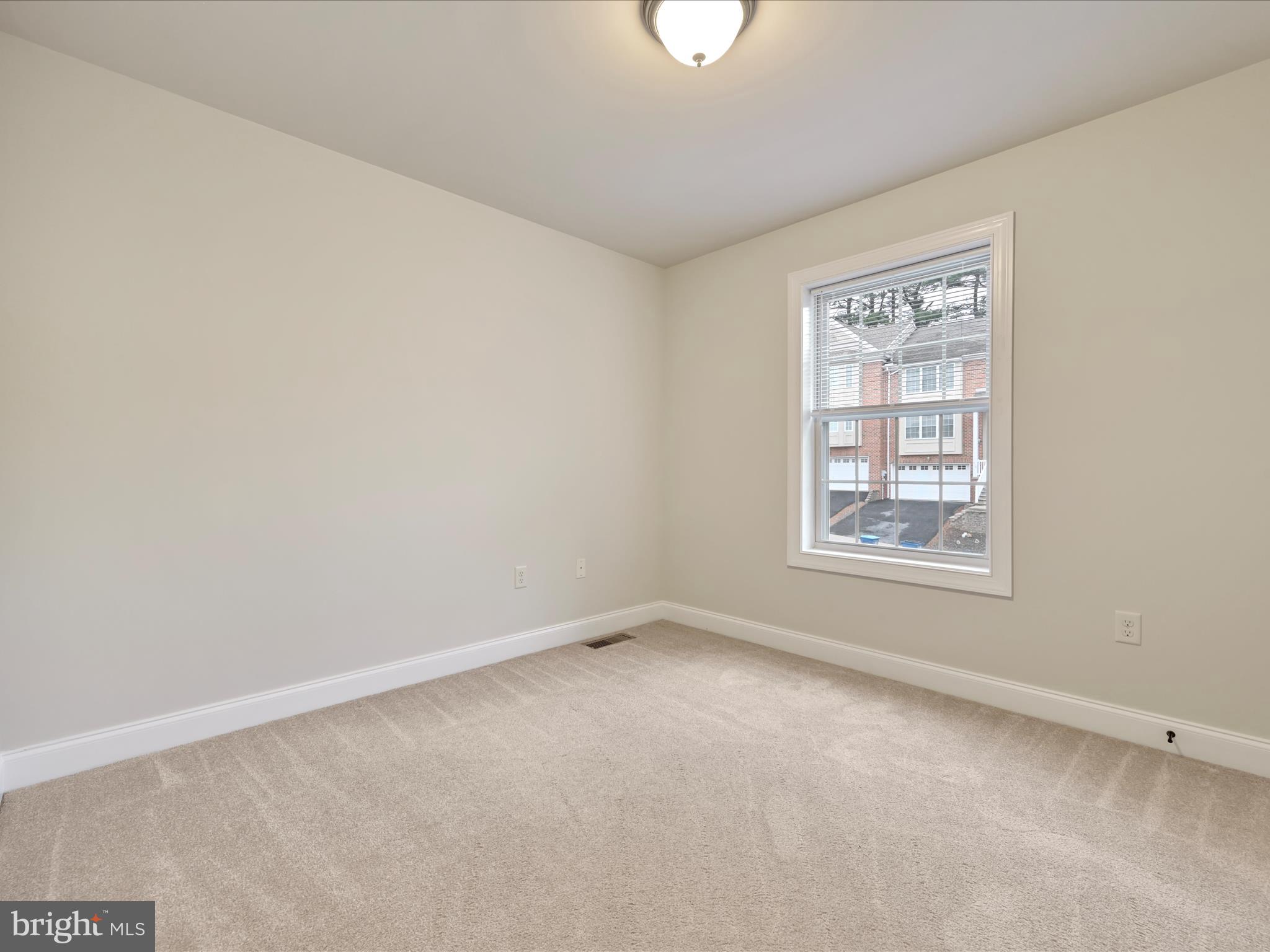 SUMMIT HILLS - Residential