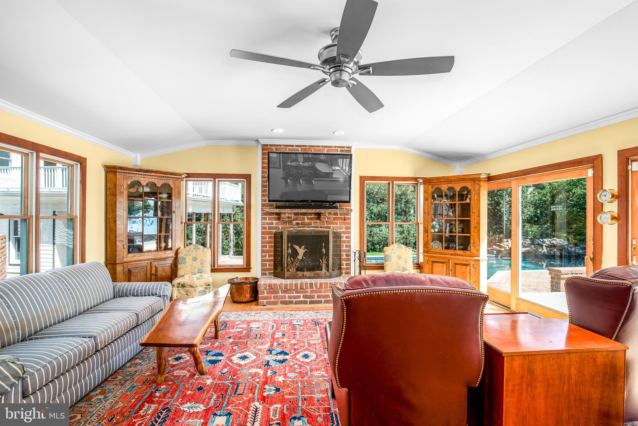 TRAVELERS REST - Residential