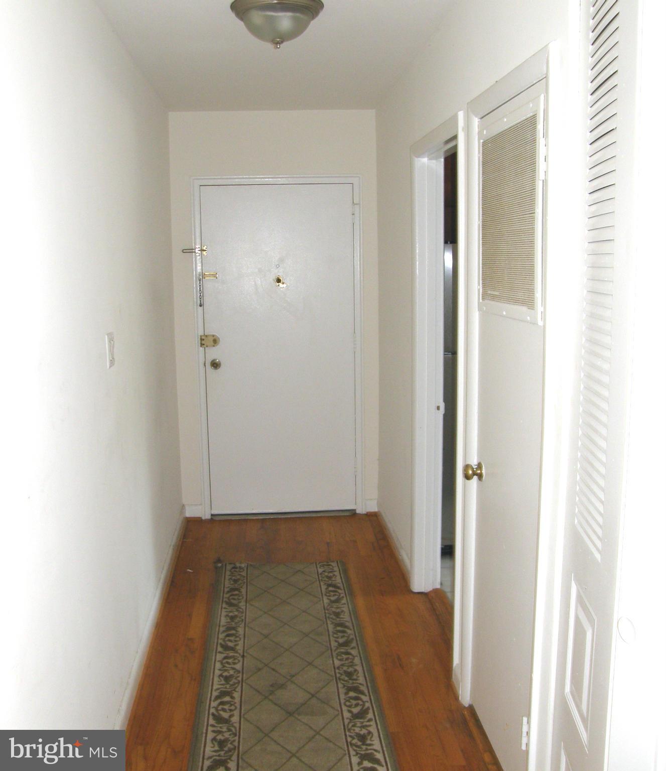 PARKSIDE CONDOMINIUMS - Residential Lease