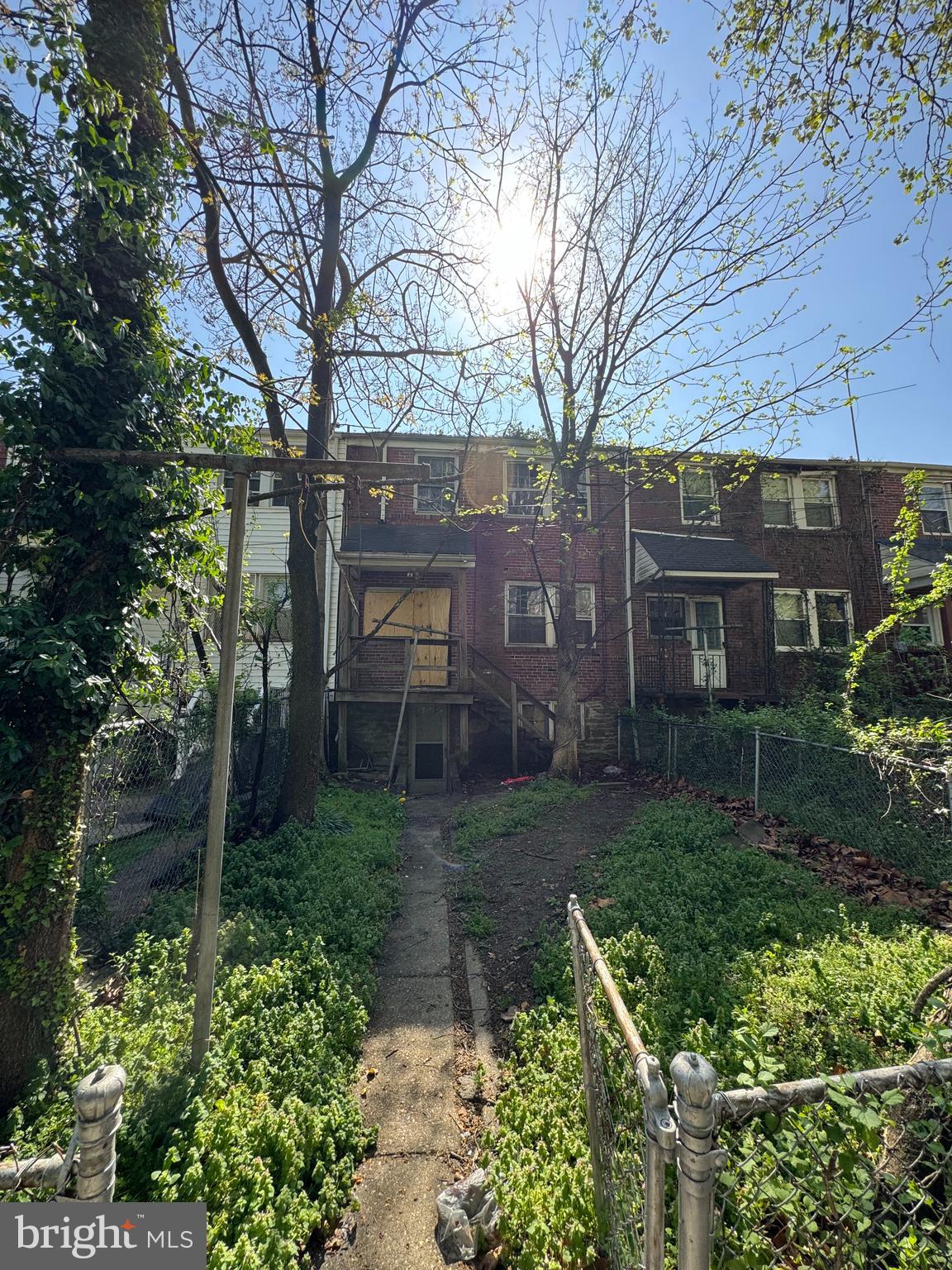 MONDAWMIN - Residential