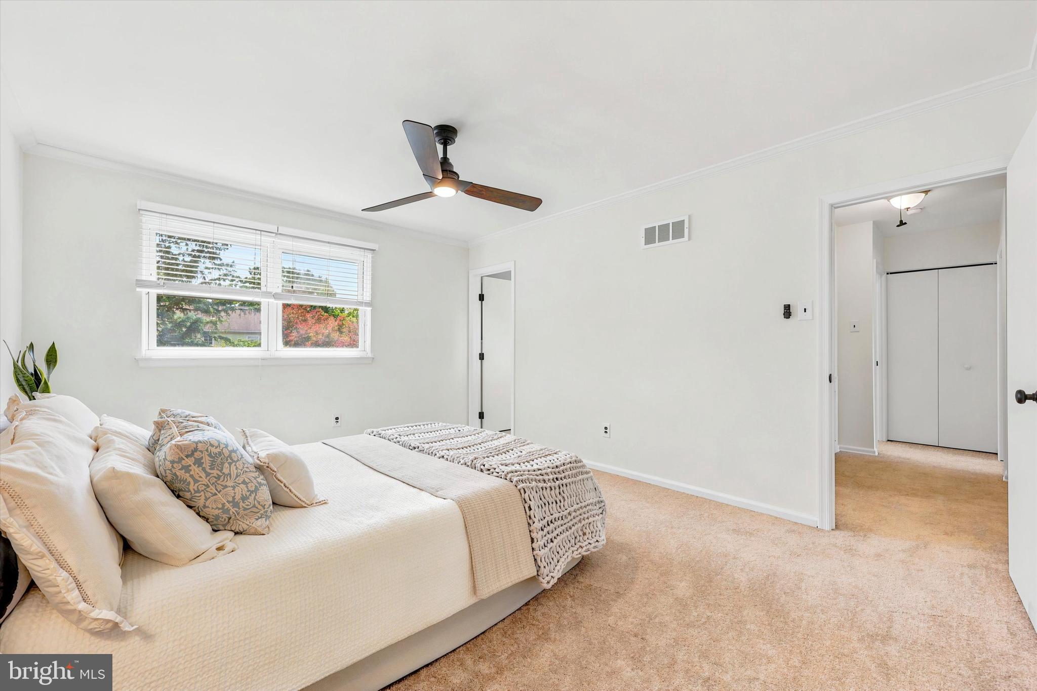SAW MILL VALLEY - Residential