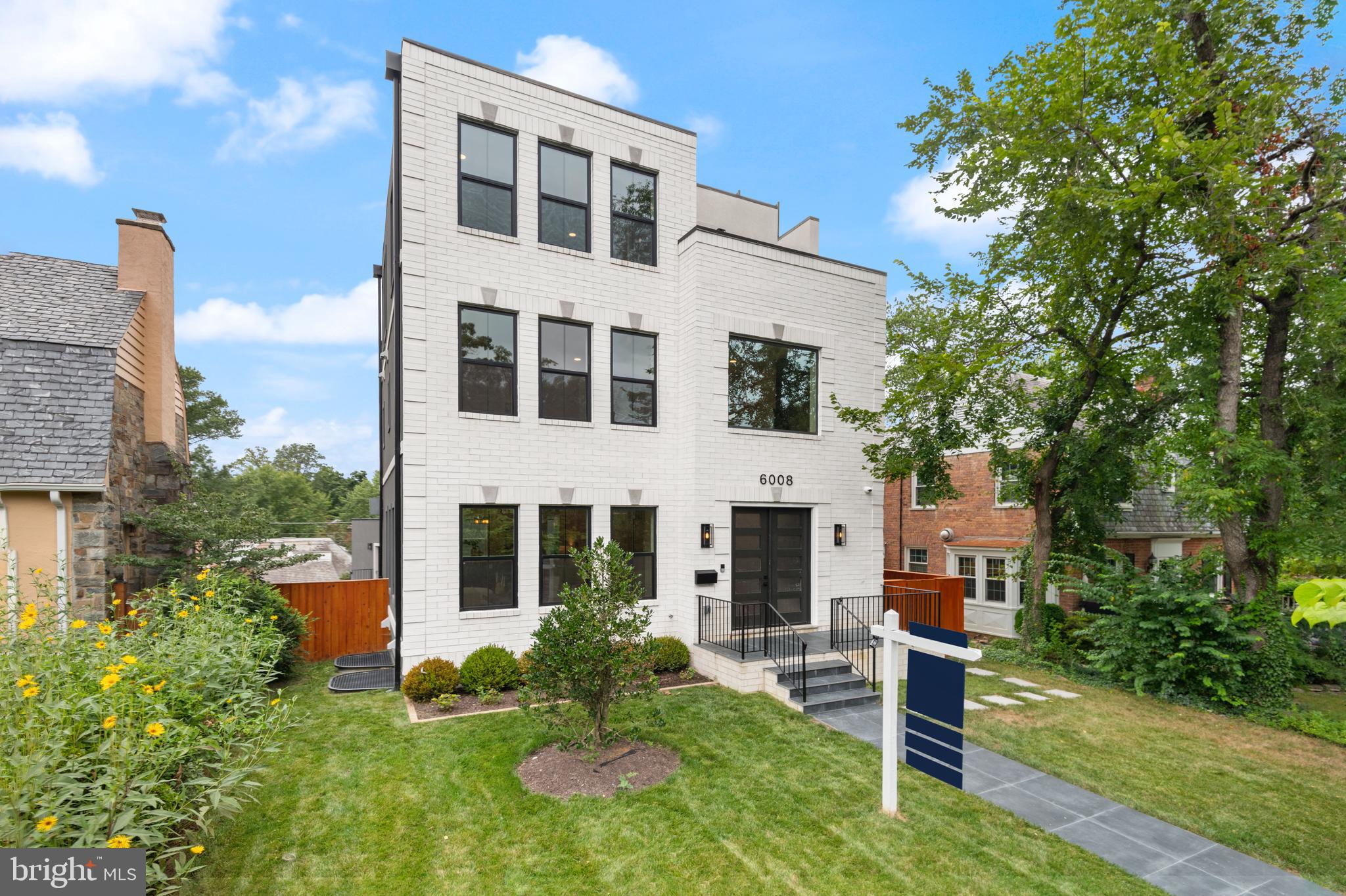 CHEVY CHASE - Residential
