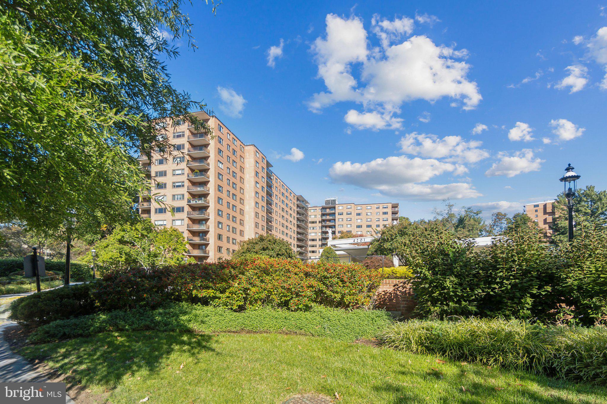 WESLEY HEIGHTS - Residential