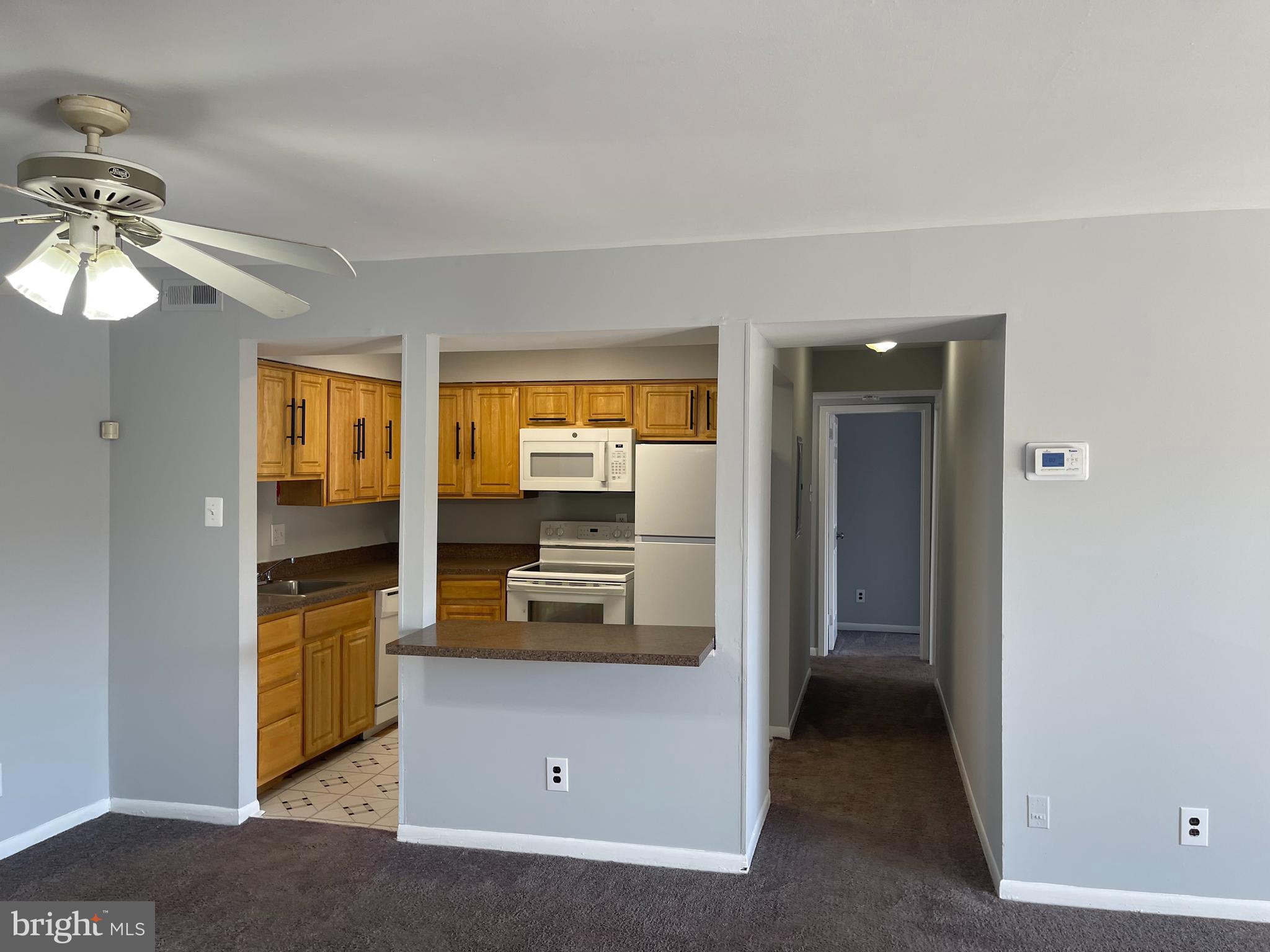 TREETOP CONDO - Residential