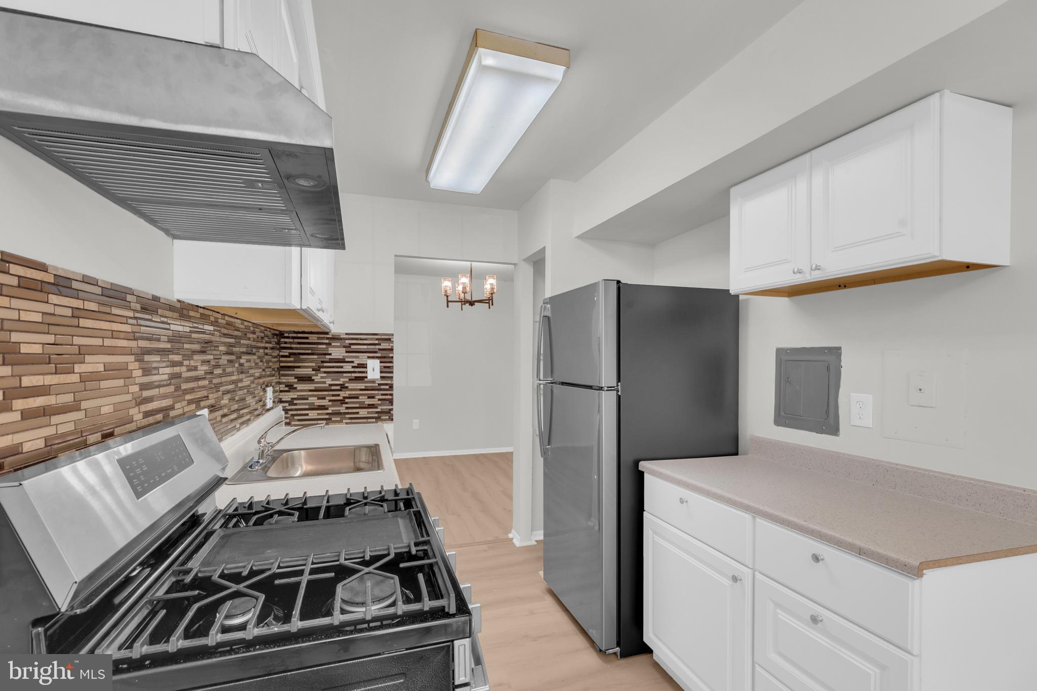 WOODBURN VILLAGE - Residential