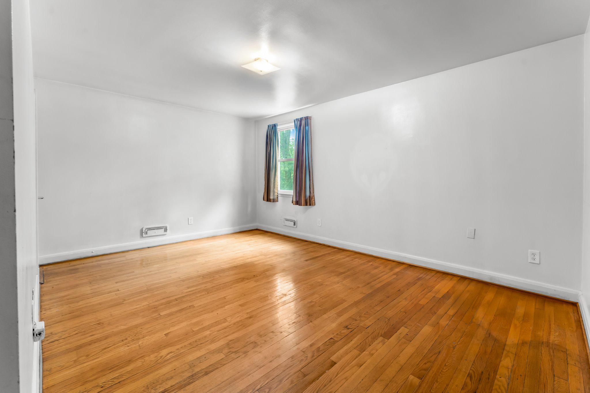 OLD HILLENDALE - Residential