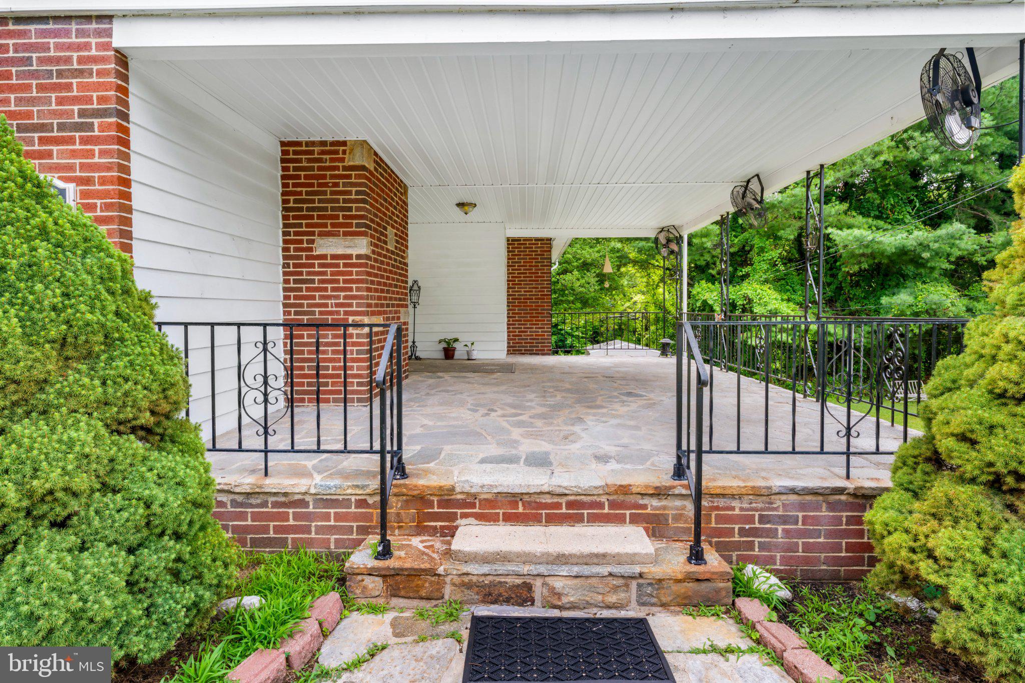OLD HILLENDALE - Residential