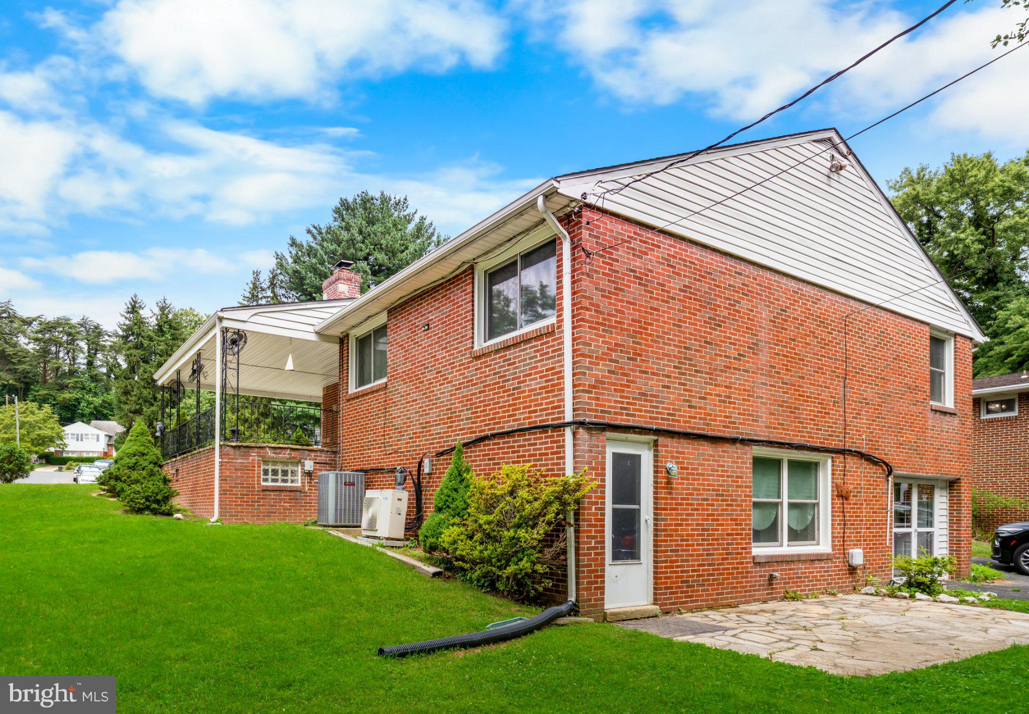 OLD HILLENDALE - Residential