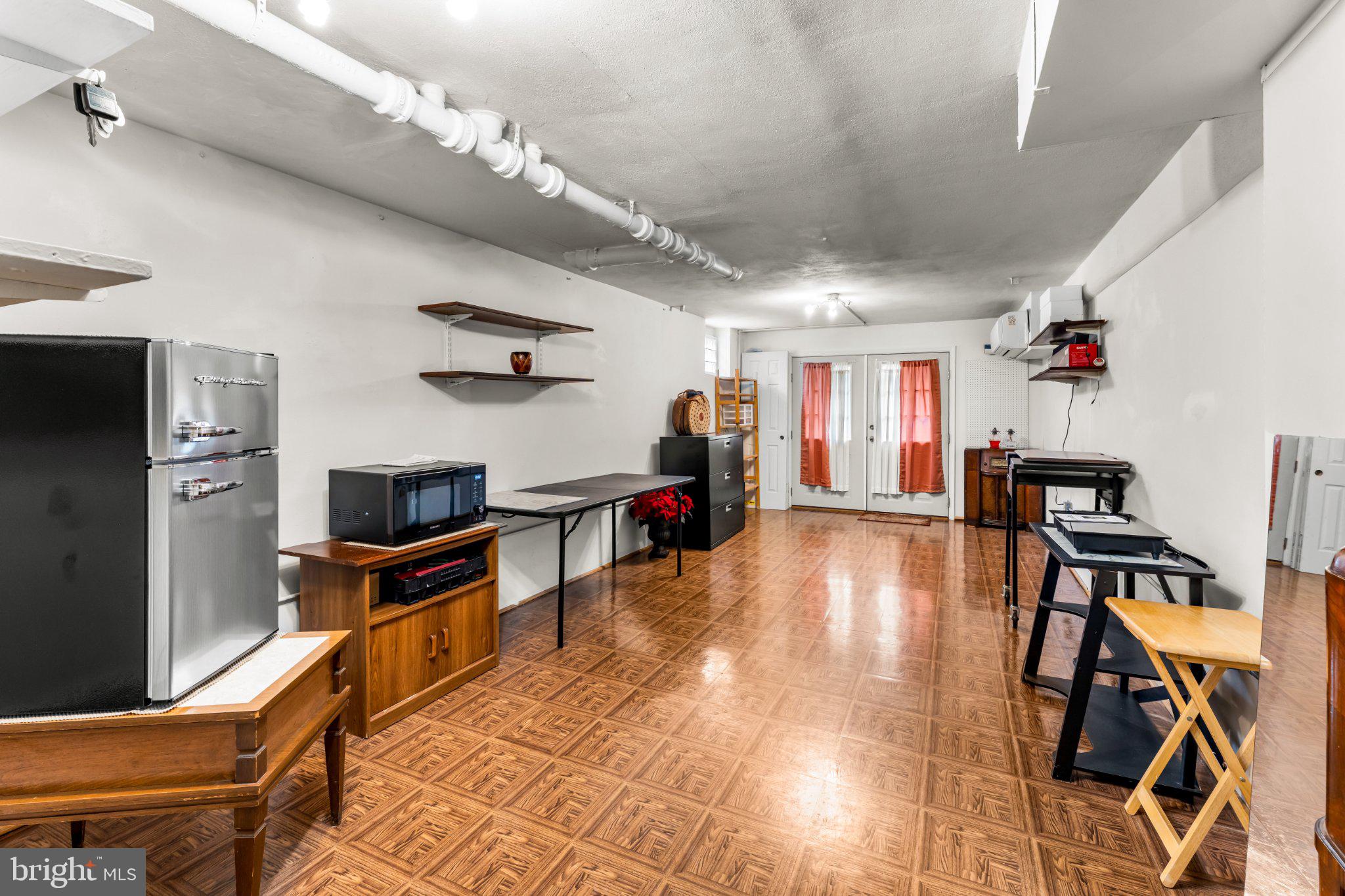 OLD HILLENDALE - Residential