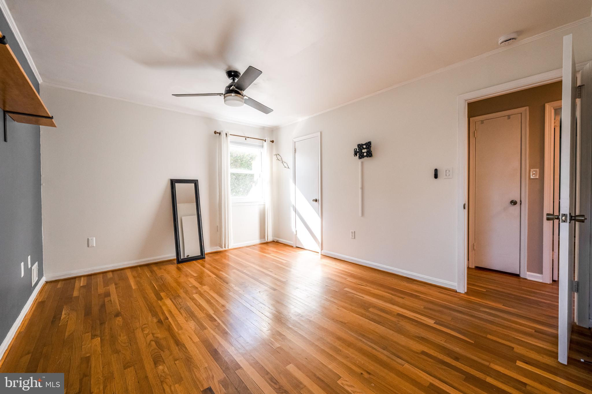 STONEYBROOKE - Residential Lease