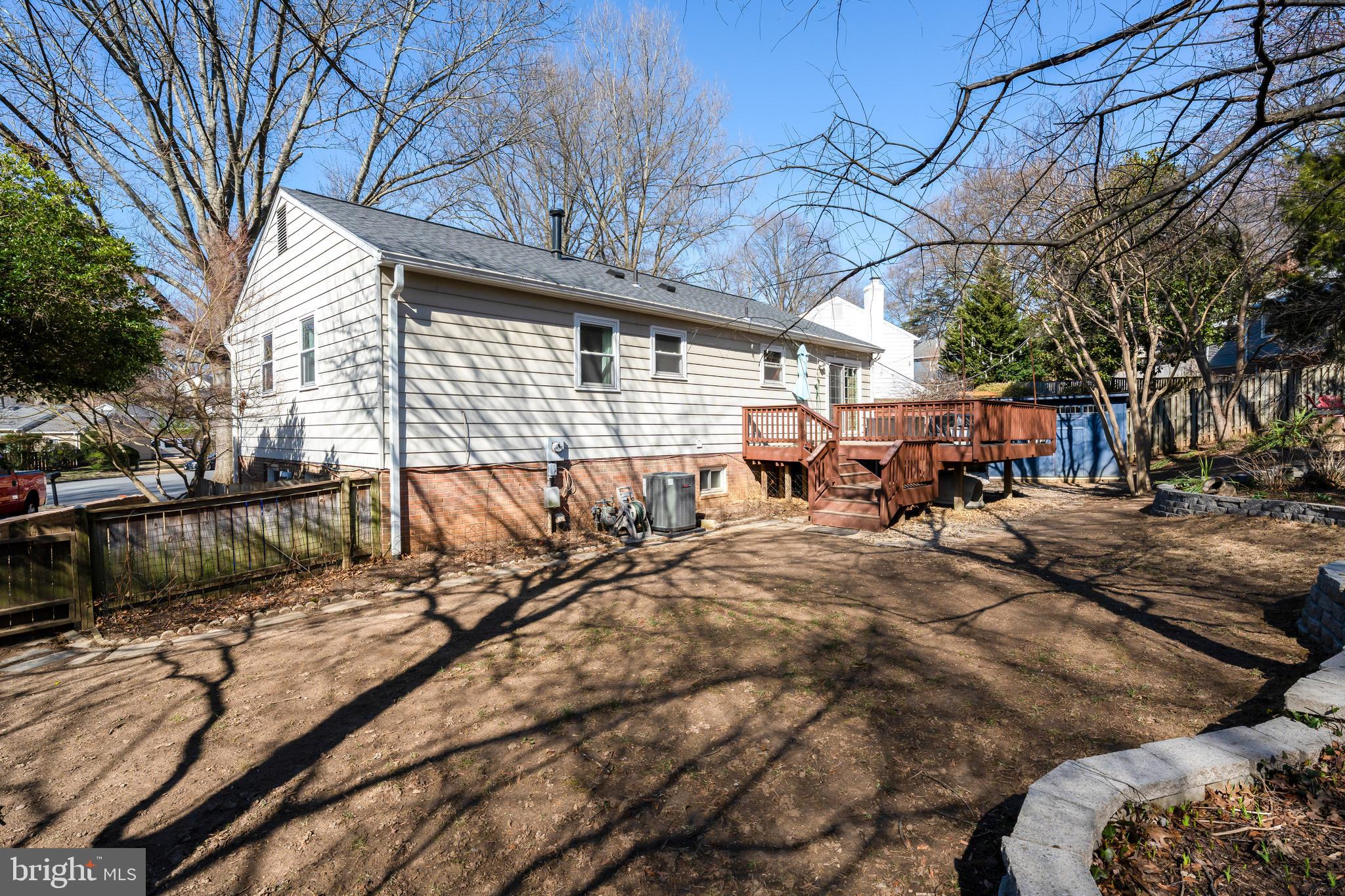 STONEYBROOKE - Residential Lease