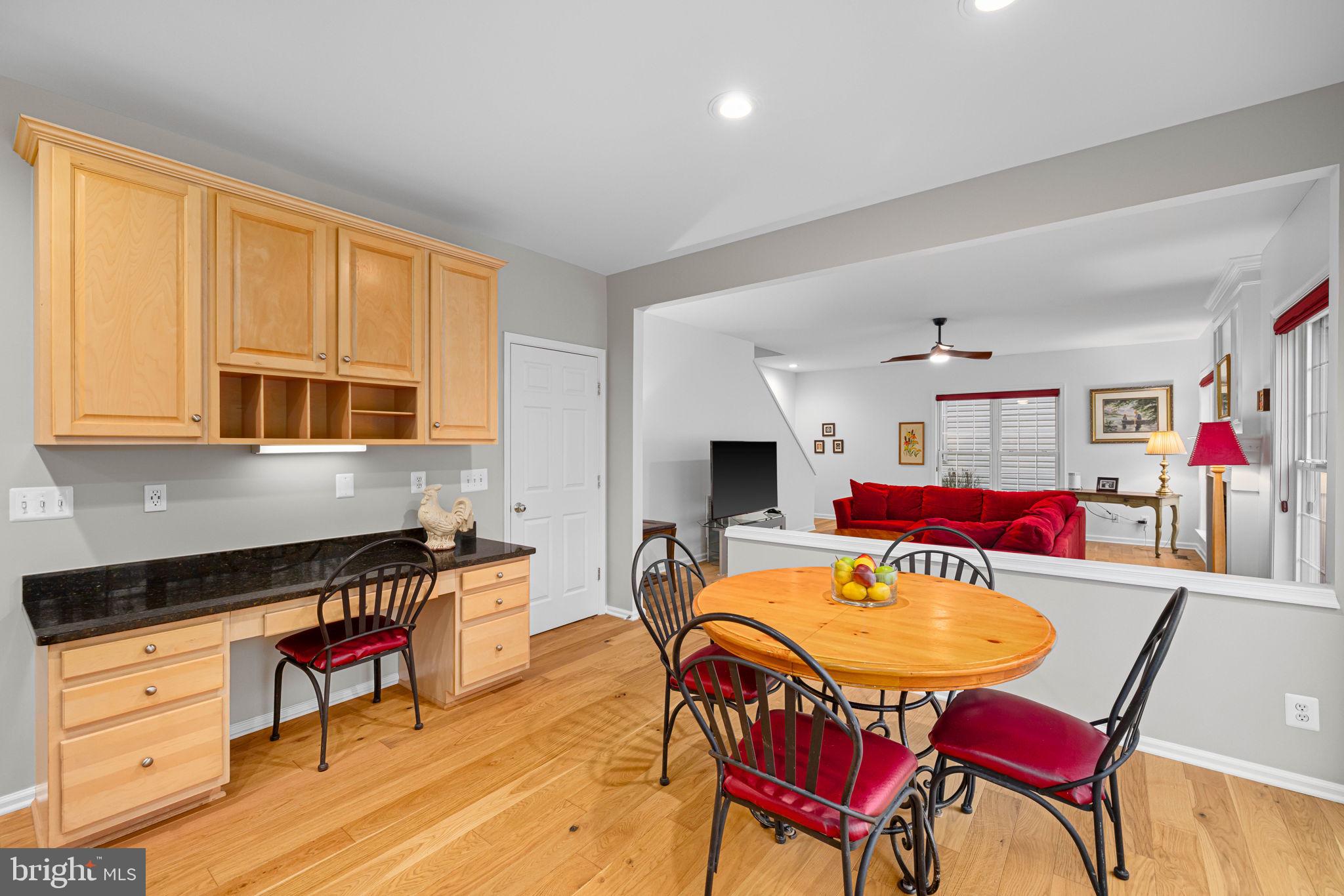 LAUREL HILL - Residential