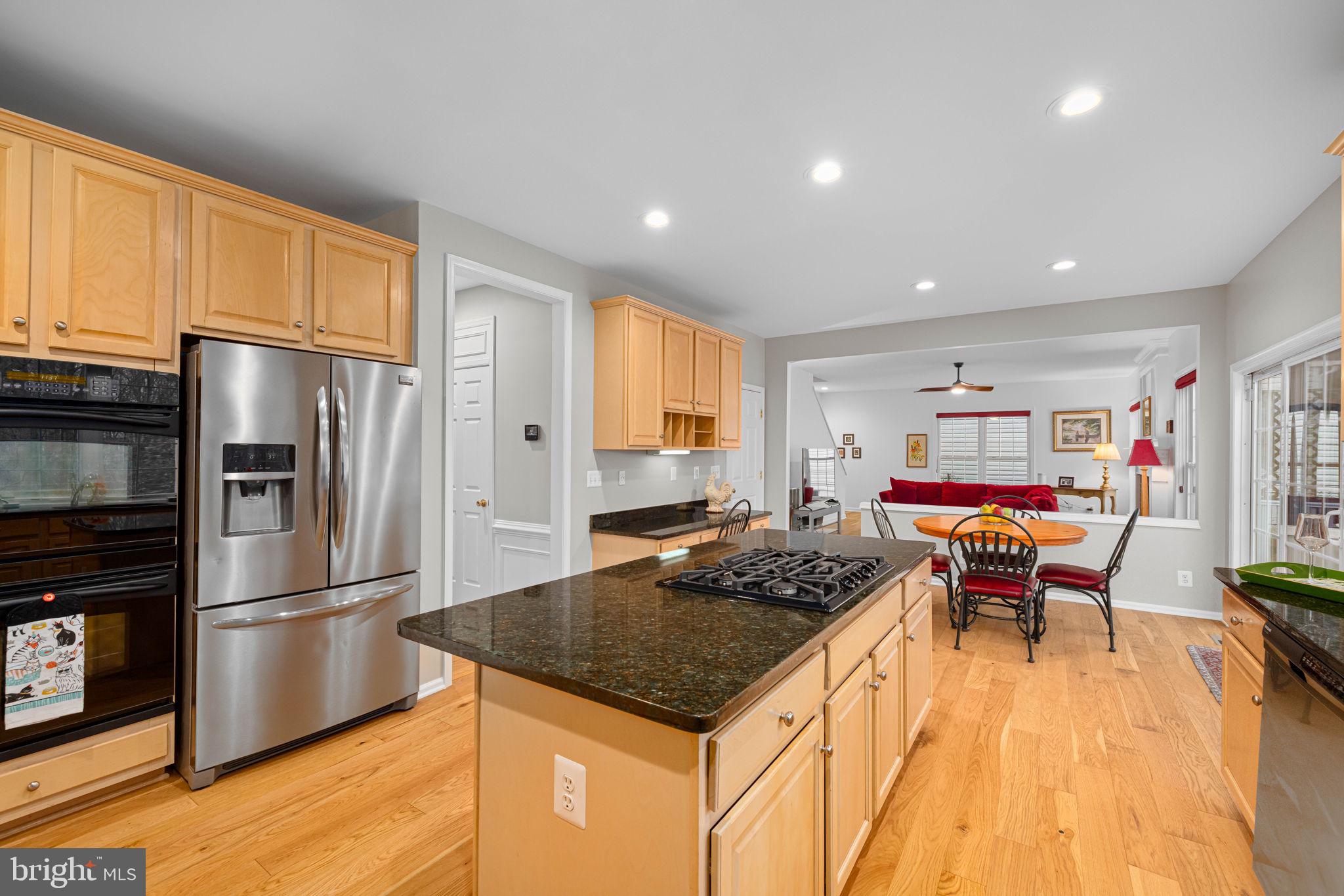 LAUREL HILL - Residential