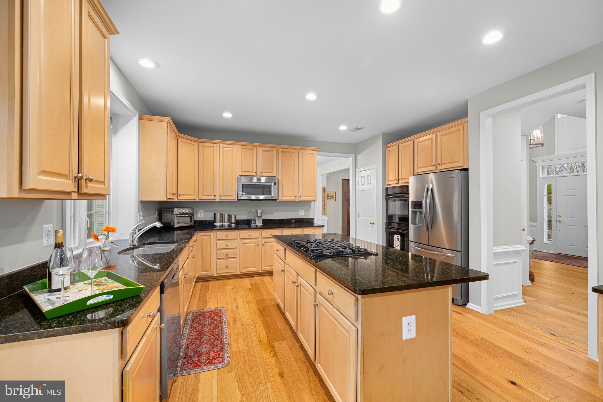 LAUREL HILL - Residential
