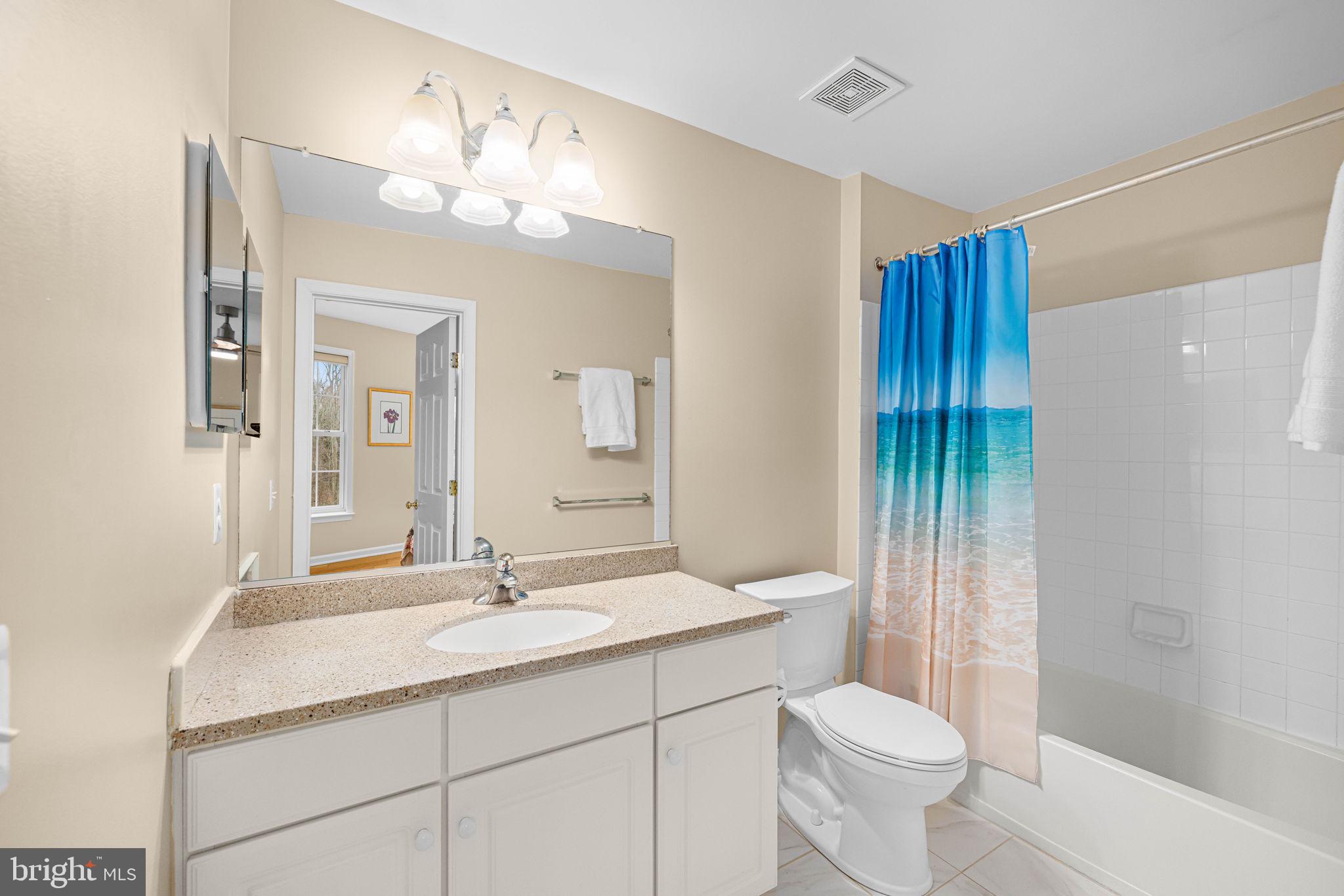 LAUREL HILL - Residential