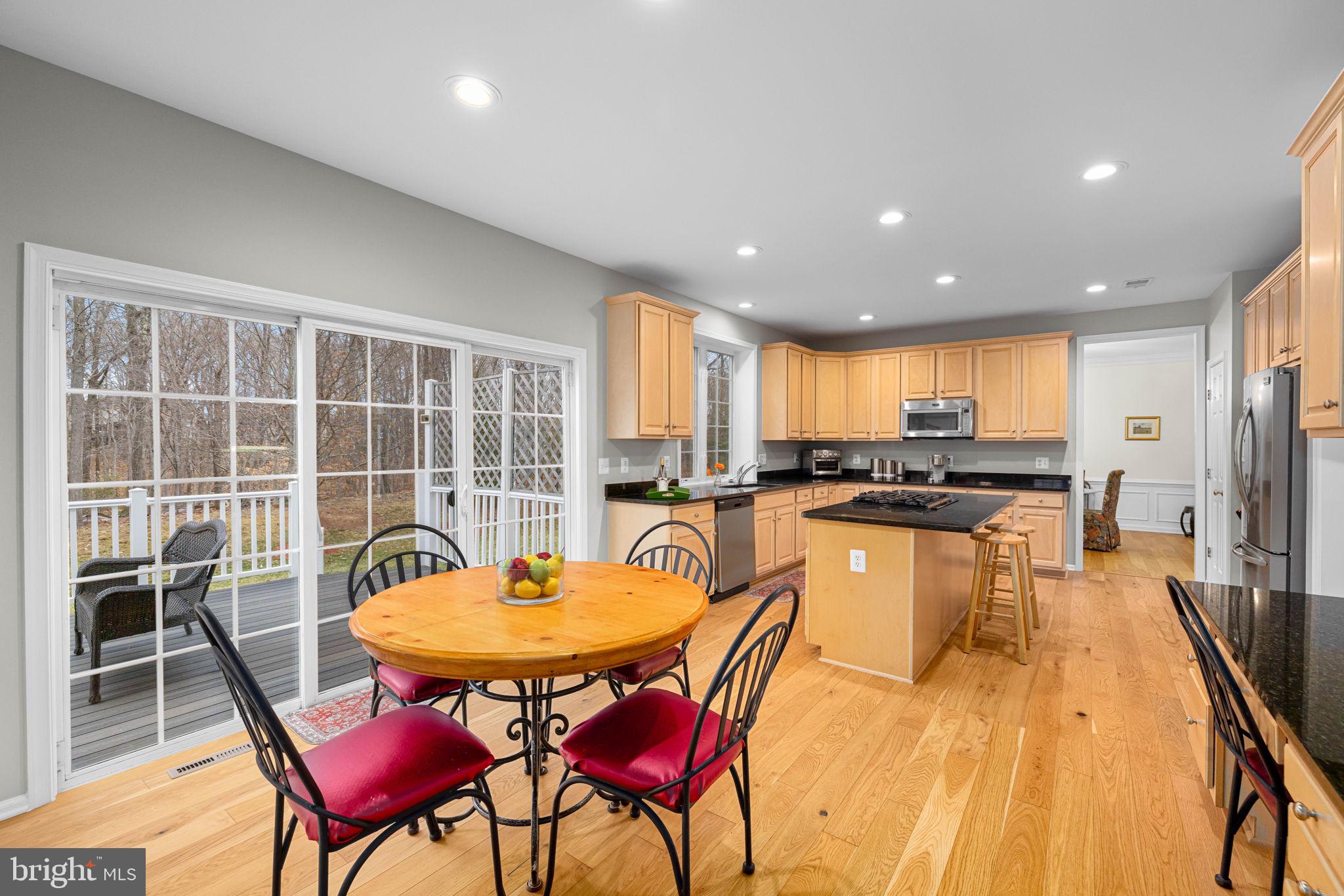 LAUREL HILL - Residential