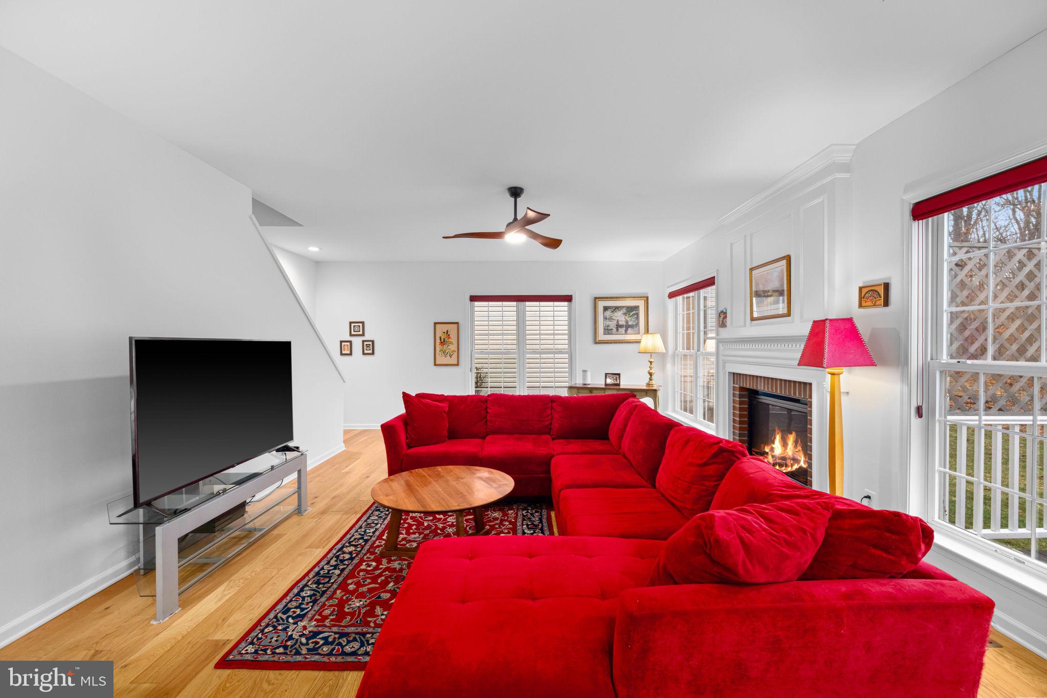 LAUREL HILL - Residential