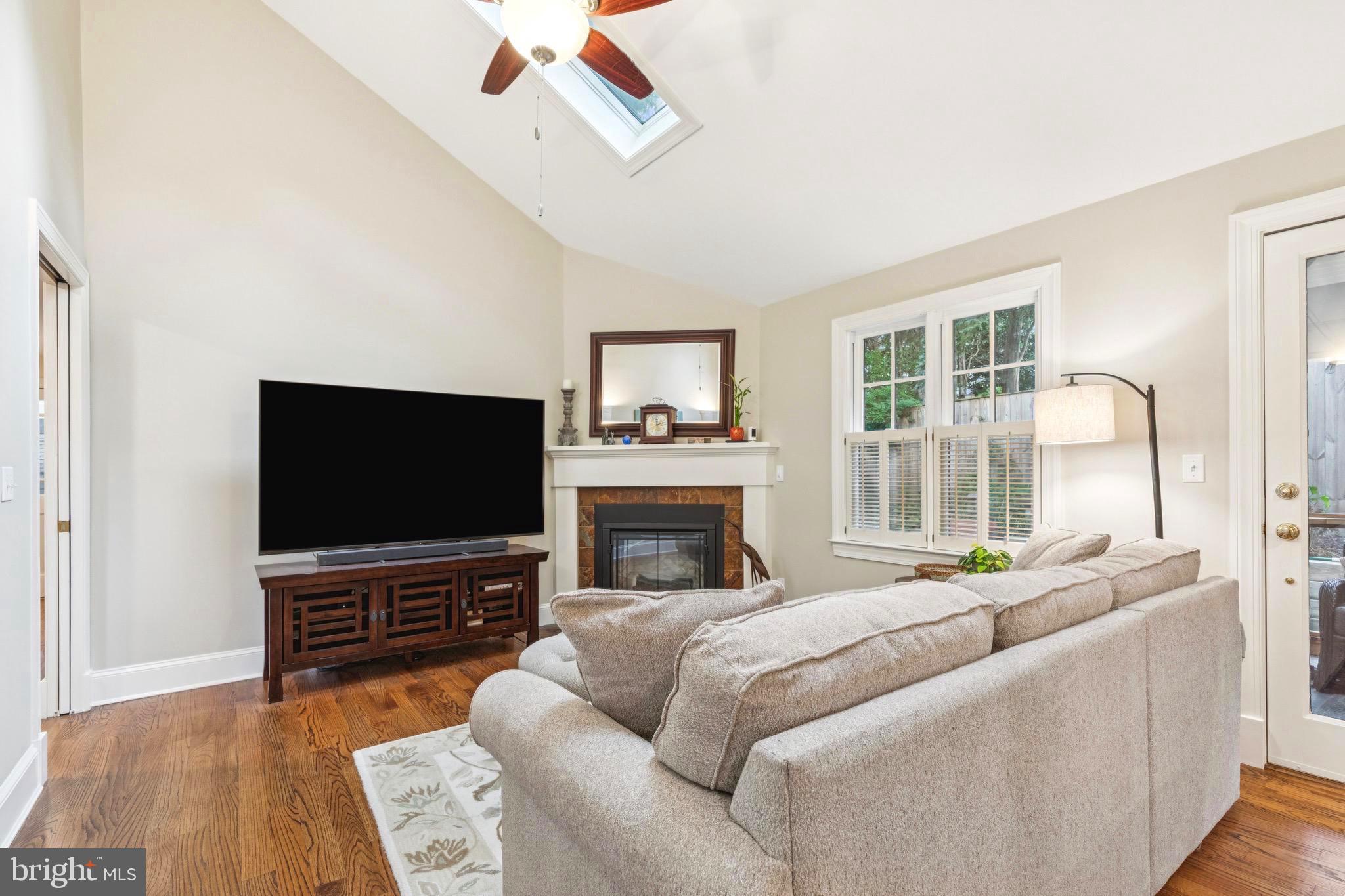 WEST ANNAPOLIS - Residential