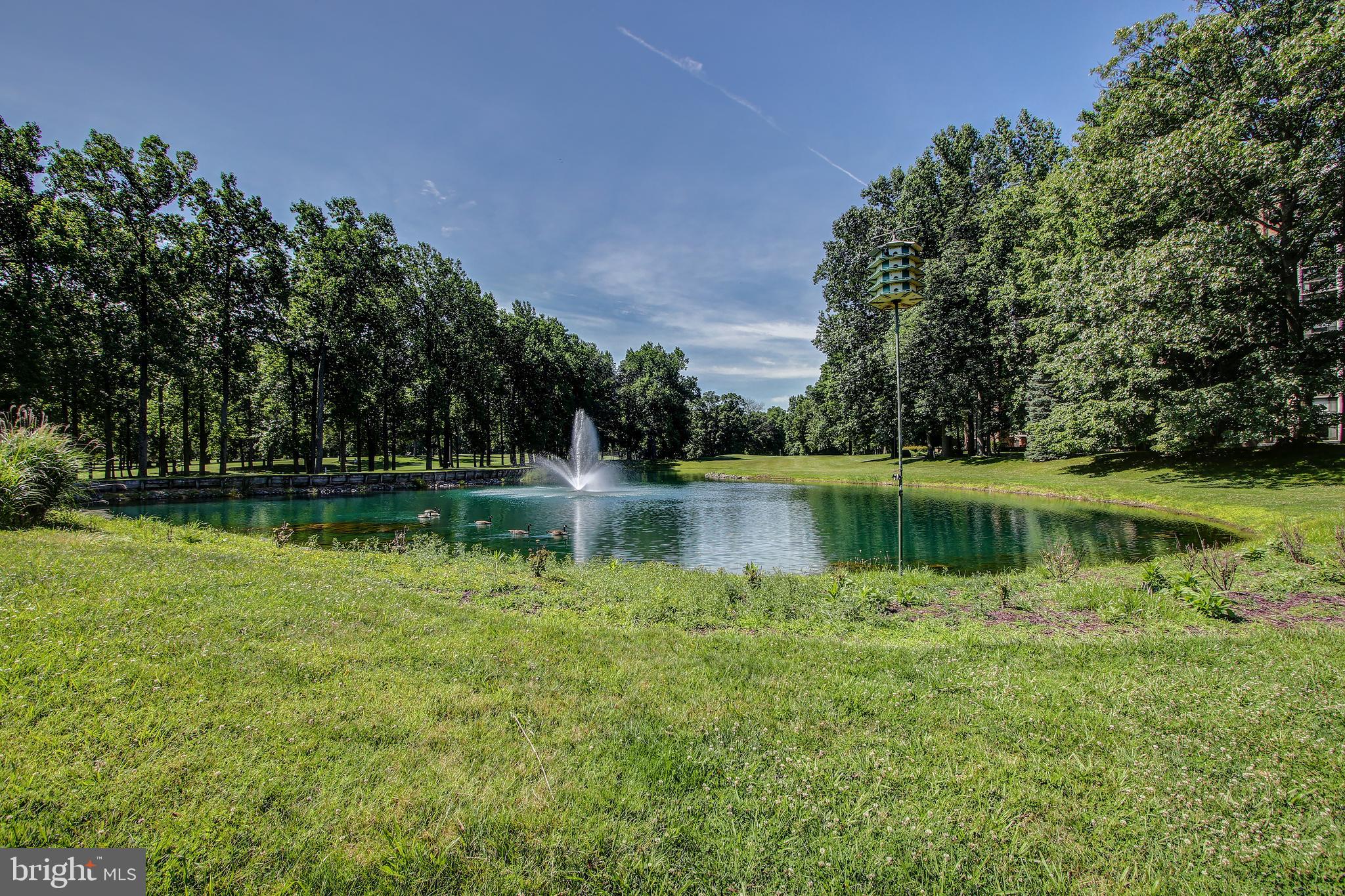 LEISURE WORLD - Residential