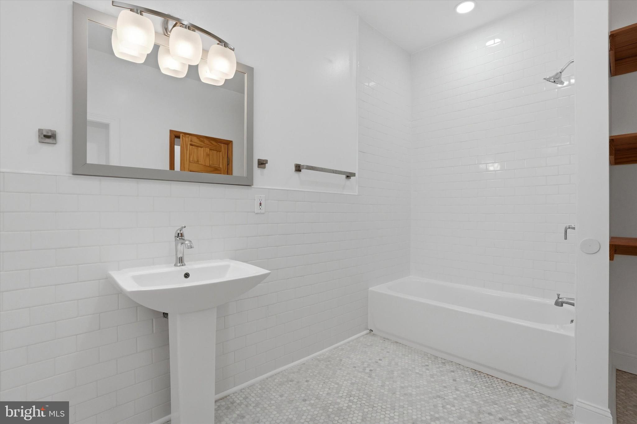 MT AIRY (WEST) - Residential