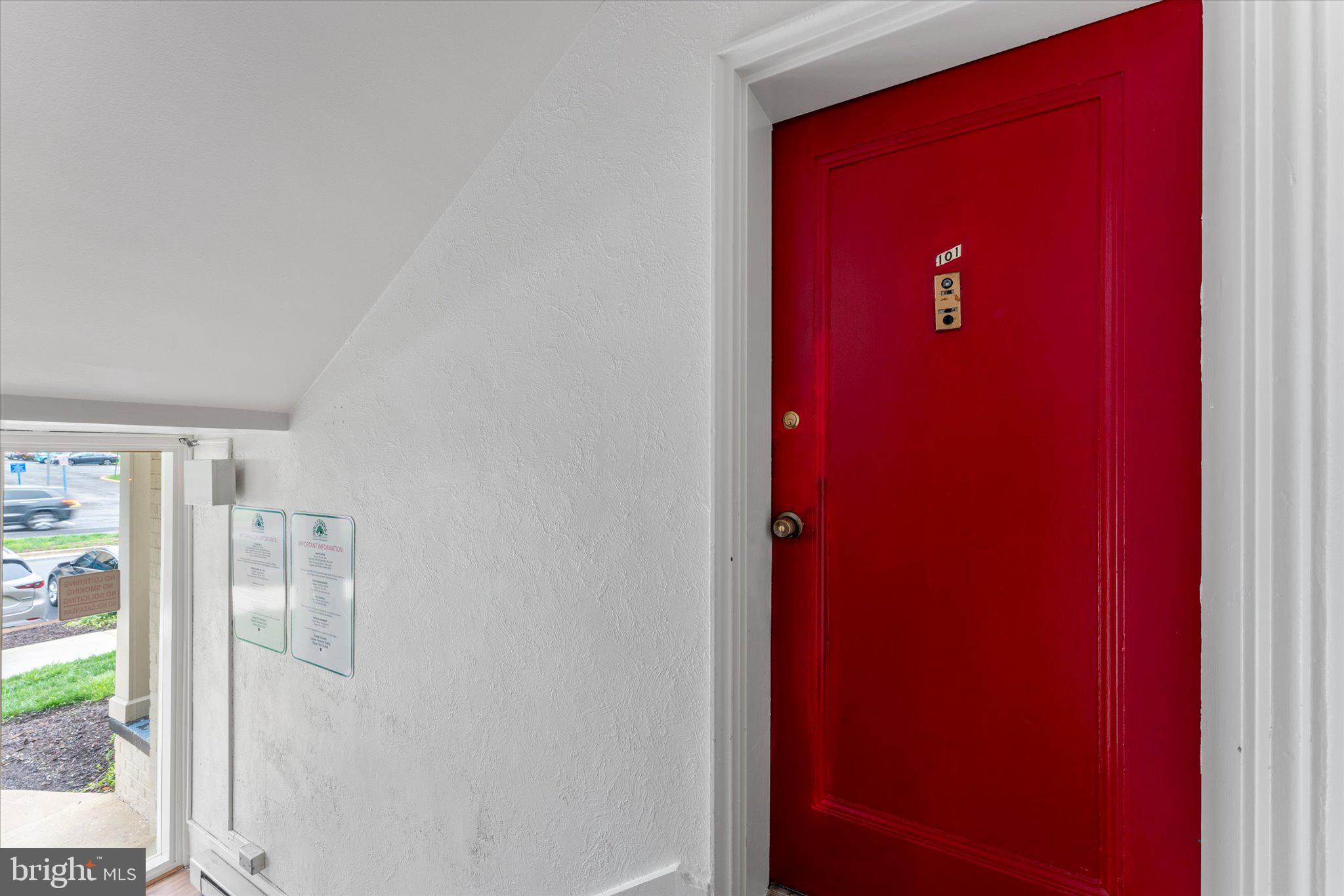 HOLLYBROOKE - Residential Lease