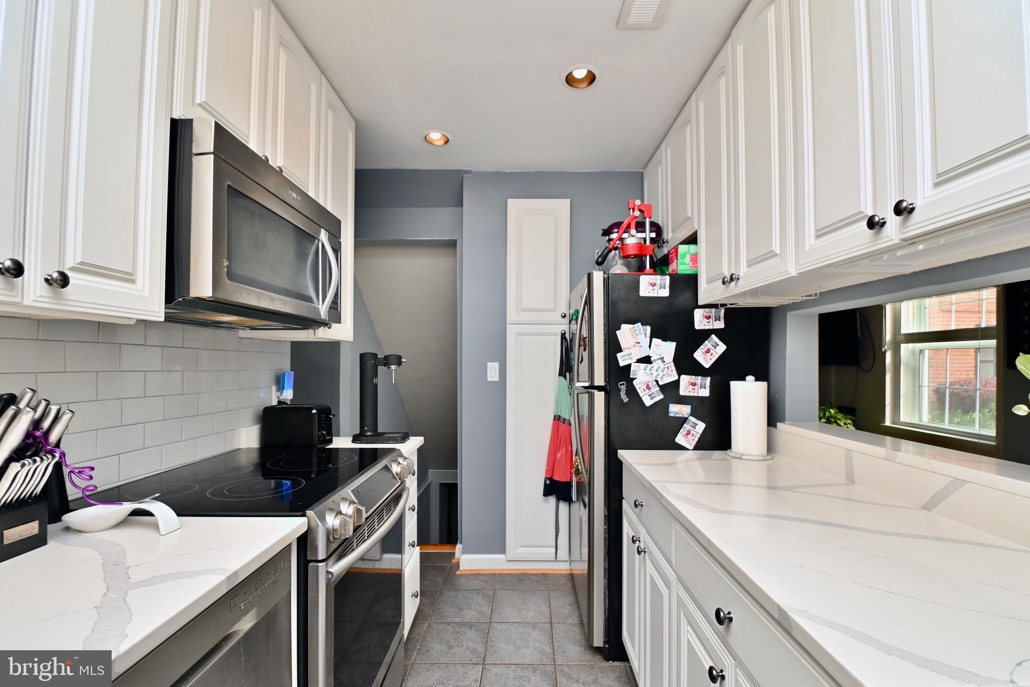 FAIRLINGTON ARBORS - Residential