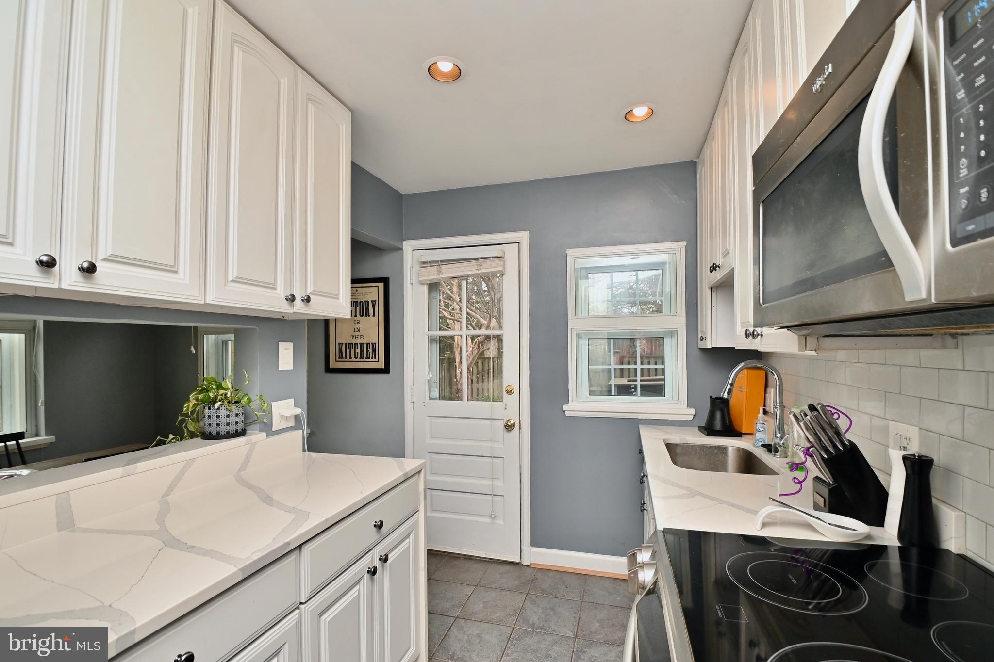 FAIRLINGTON ARBORS - Residential
