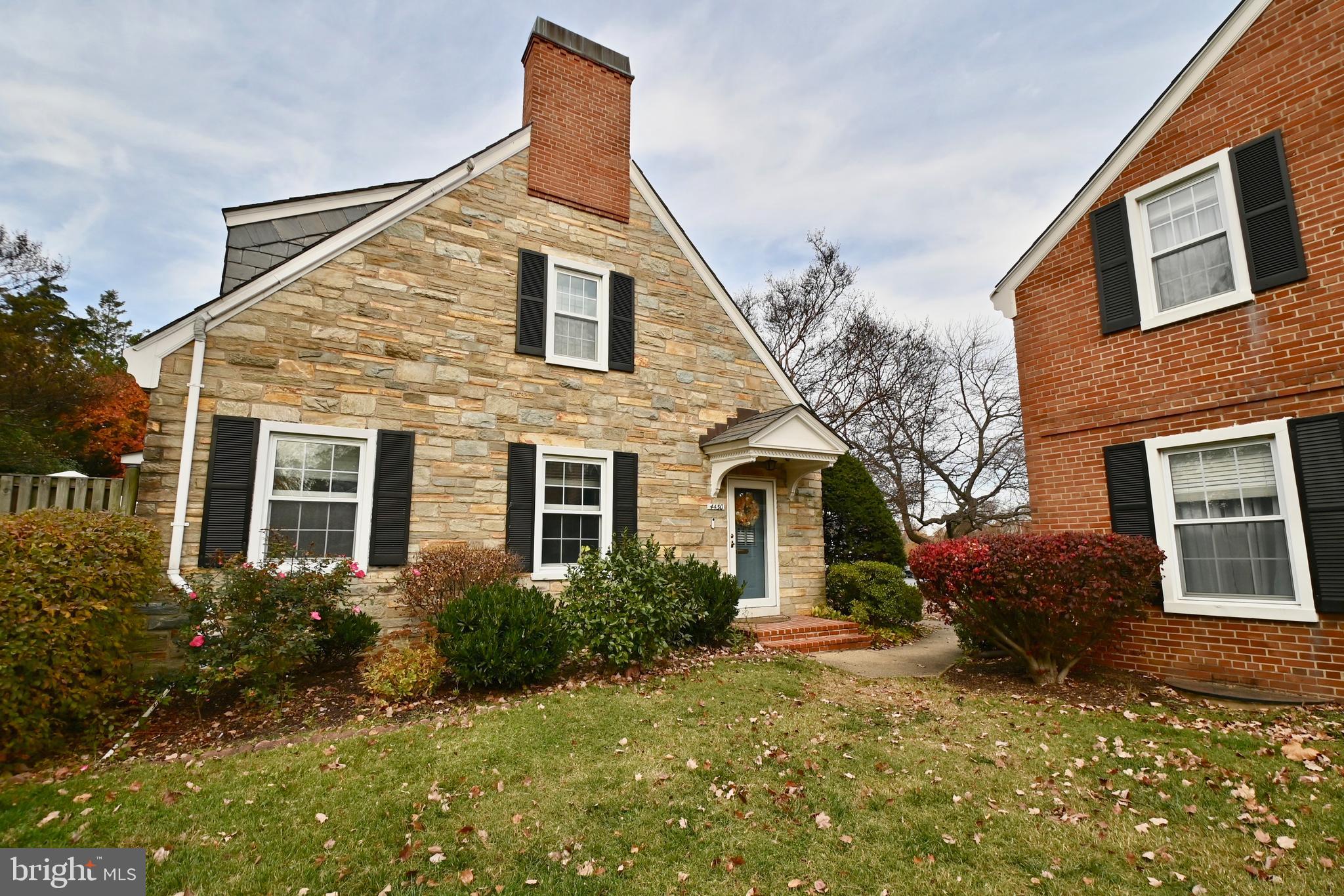 FAIRLINGTON ARBORS - Residential