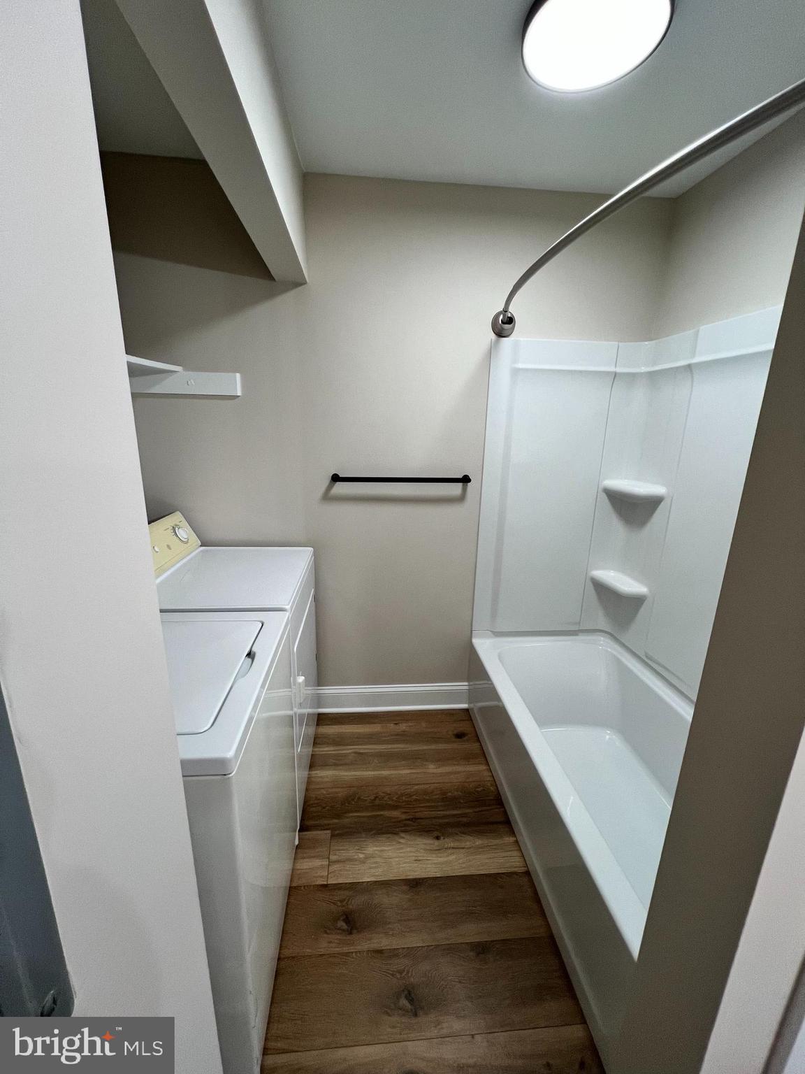 SOCIETY PL - Residential