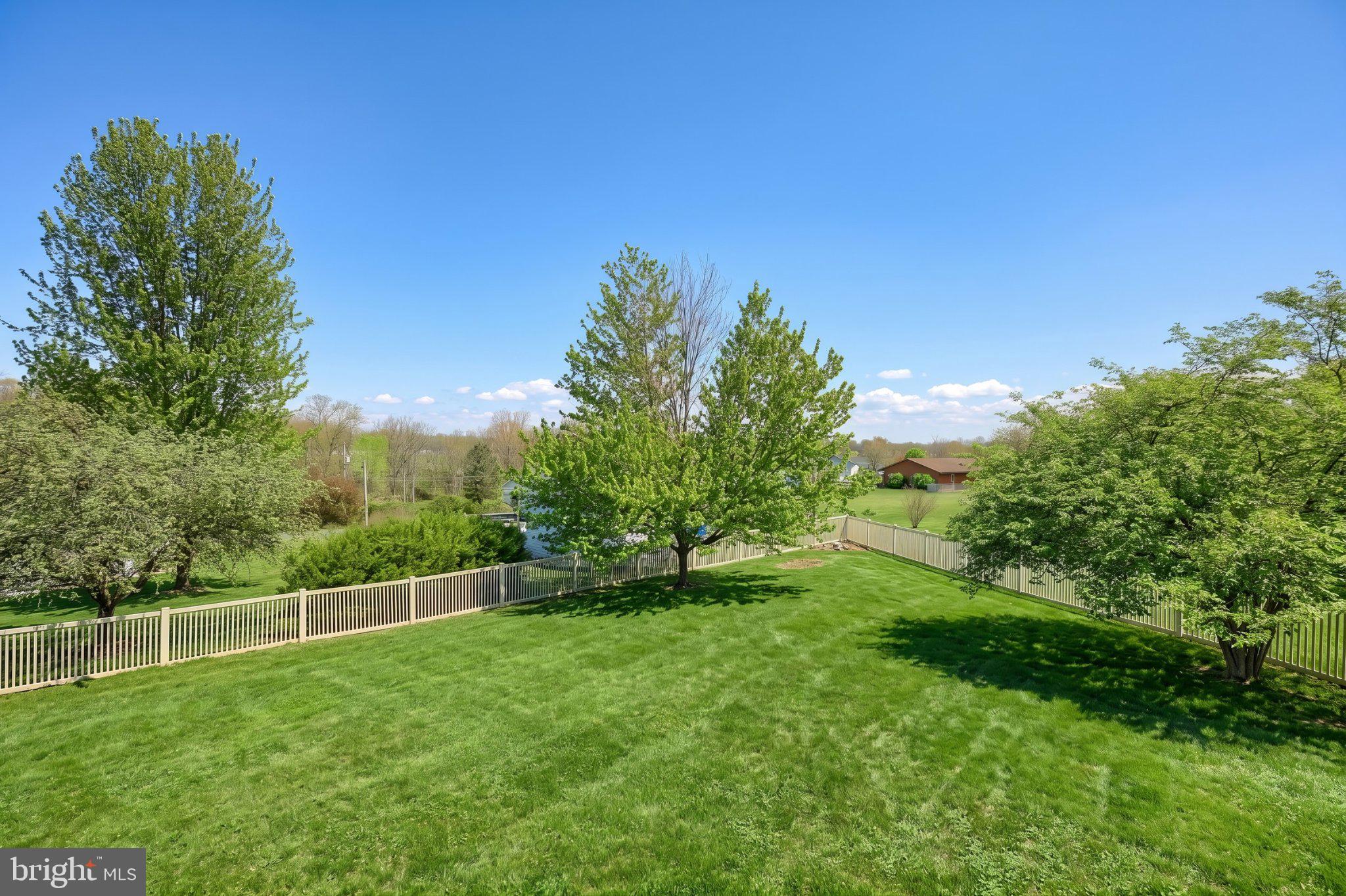 LAKE MEADE - Residential