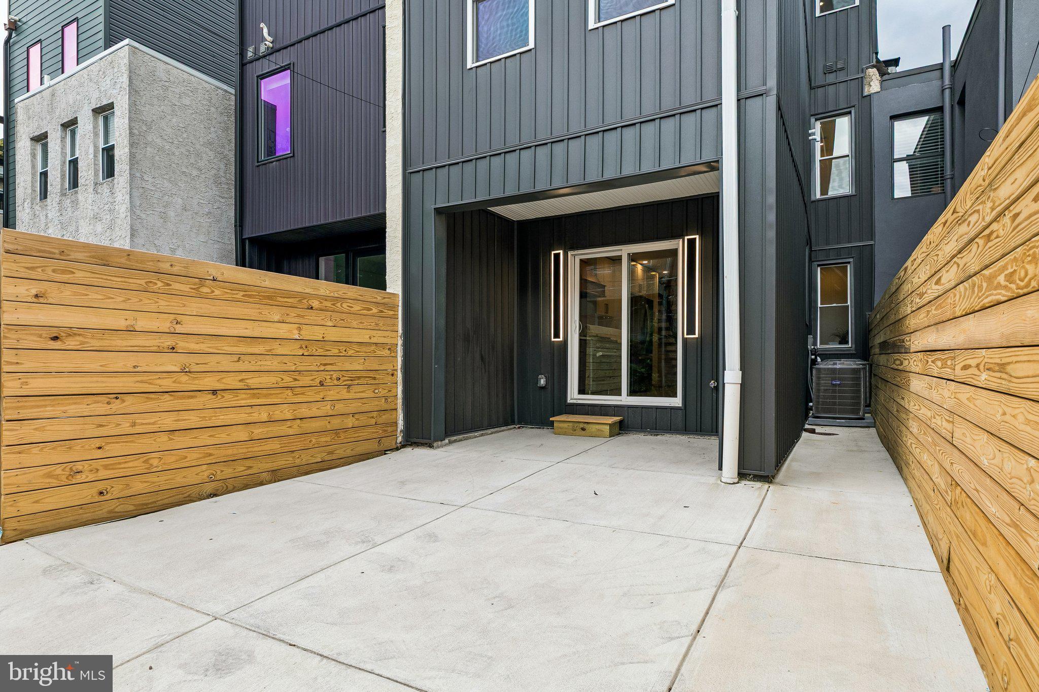 GRADUATE HOSPITAL - Residential