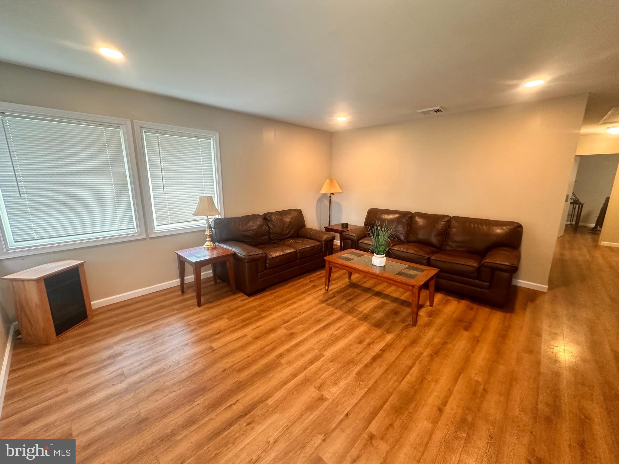 FAIRLESS HILLS - Residential