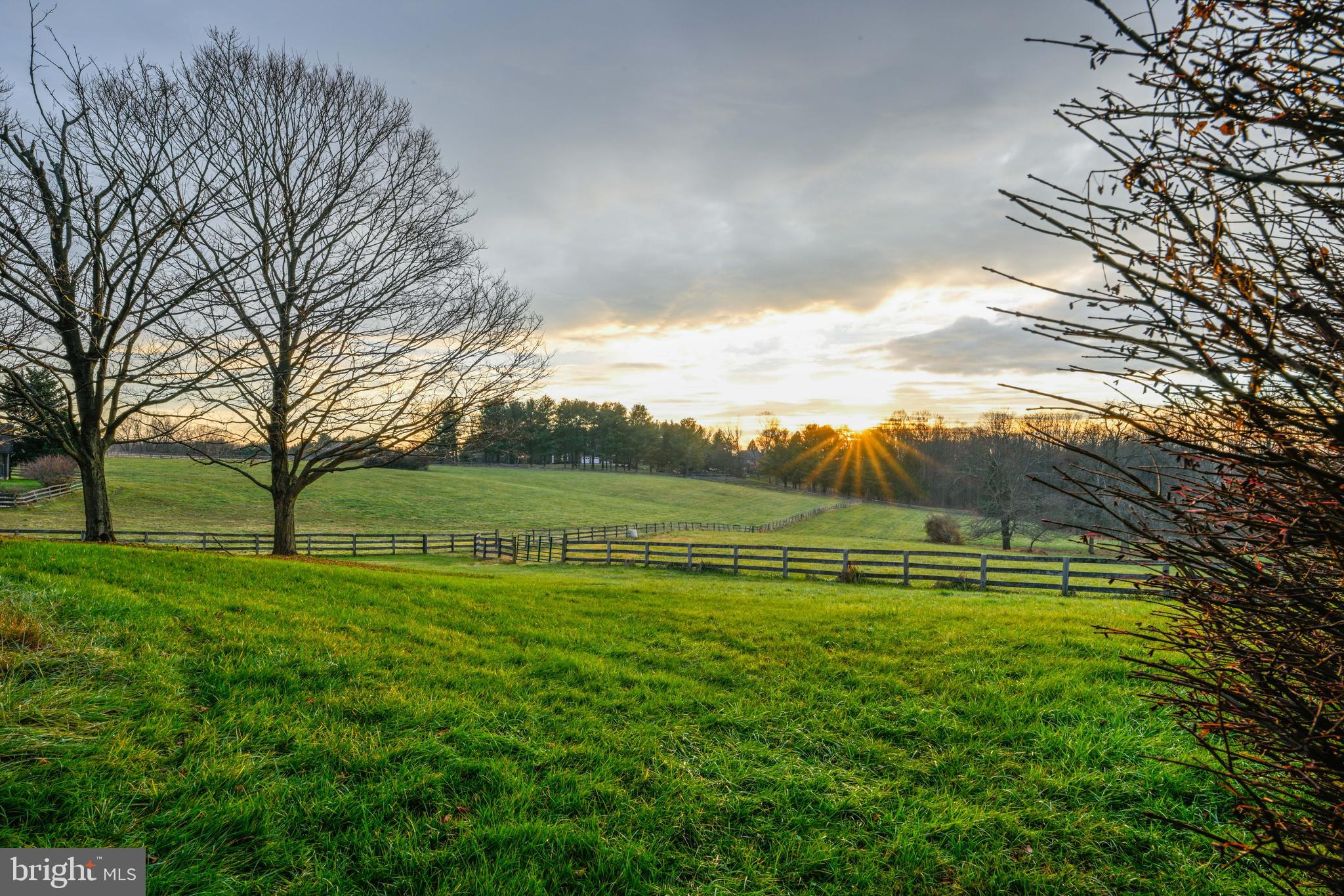 BROOKFIELD - Farm