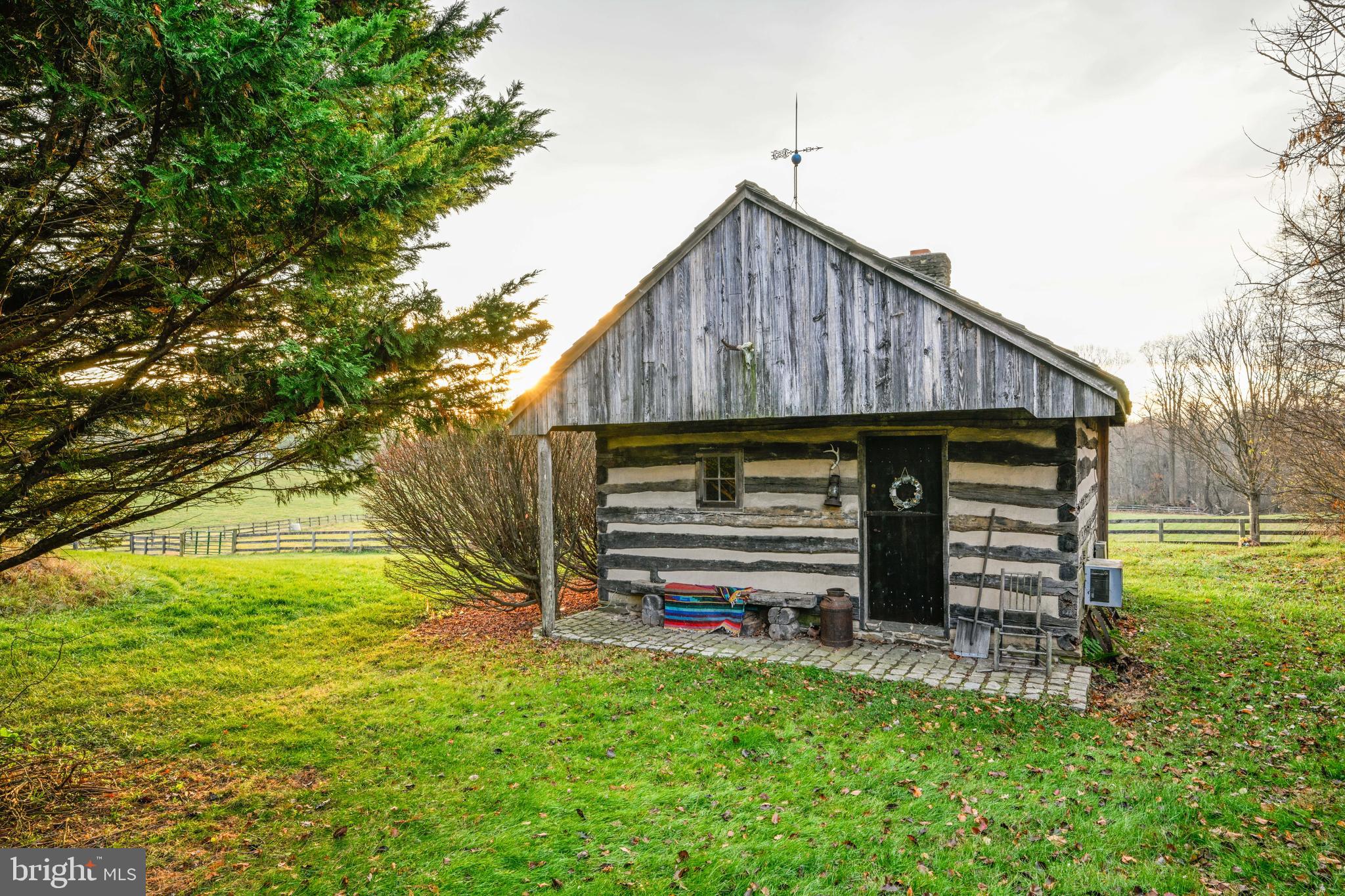 BROOKFIELD - Farm