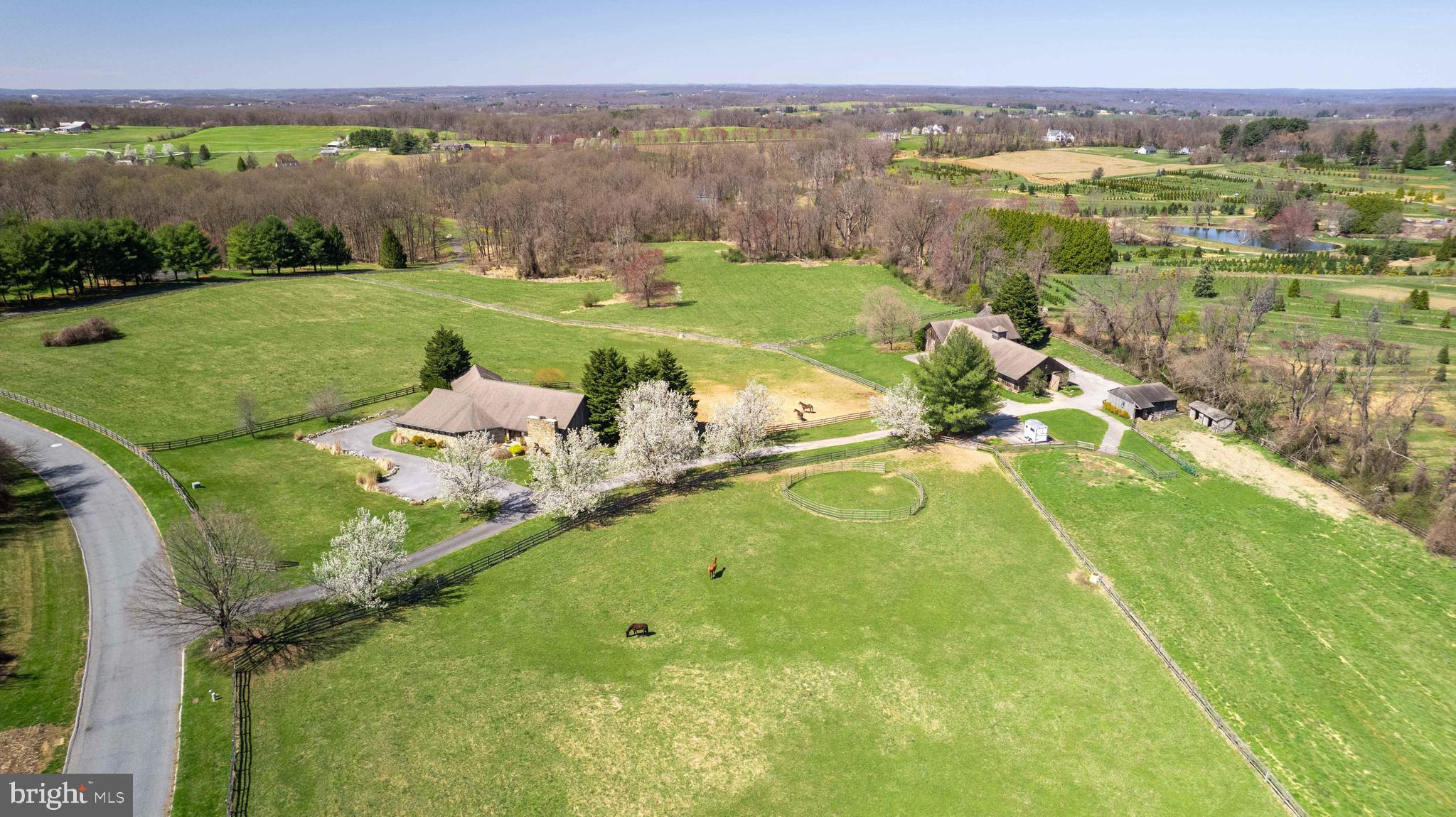 BROOKFIELD - Farm