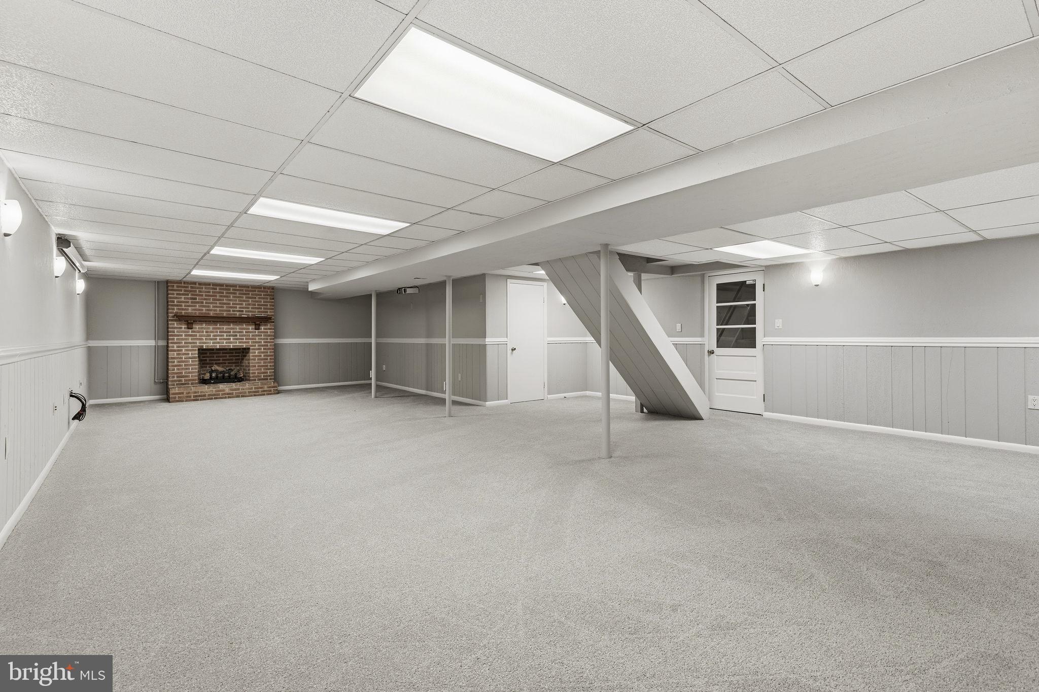 WOODCREST - Residential