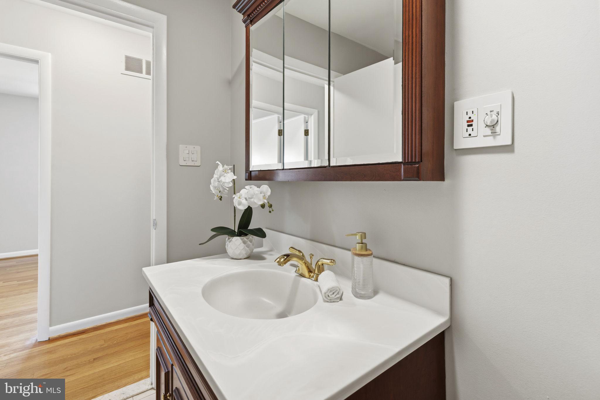 WOODCREST - Residential