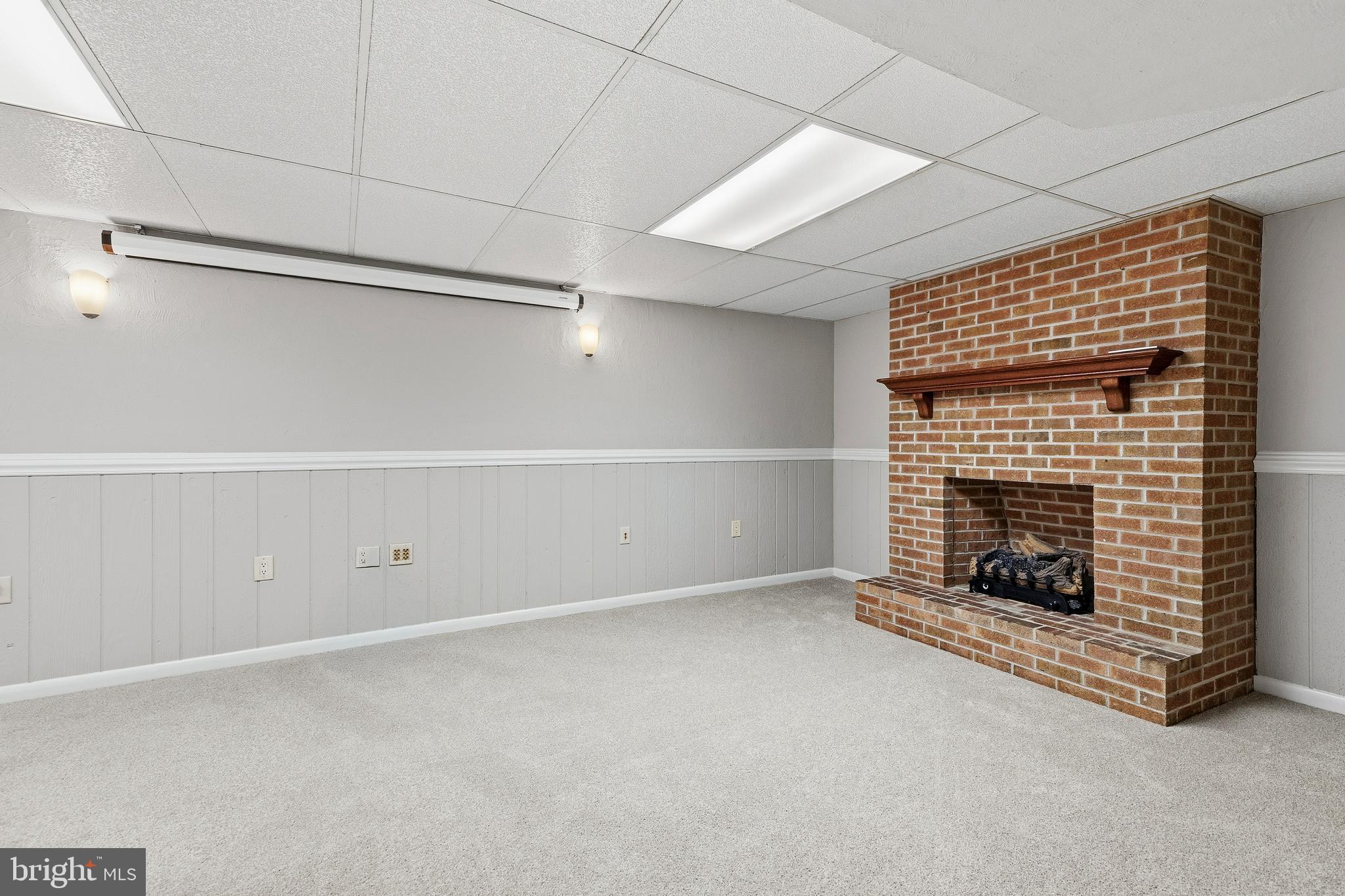 WOODCREST - Residential