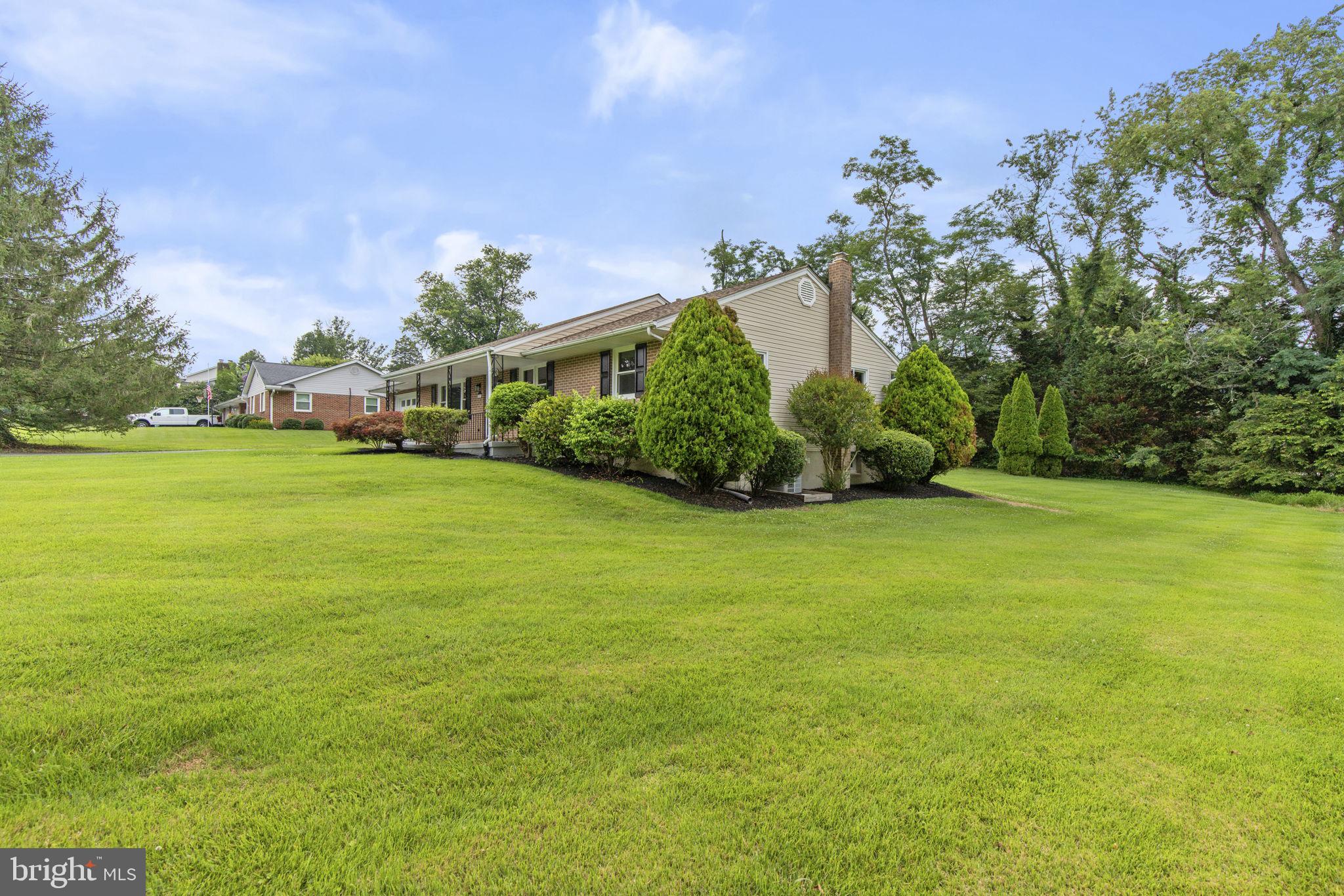 WOODCREST - Residential
