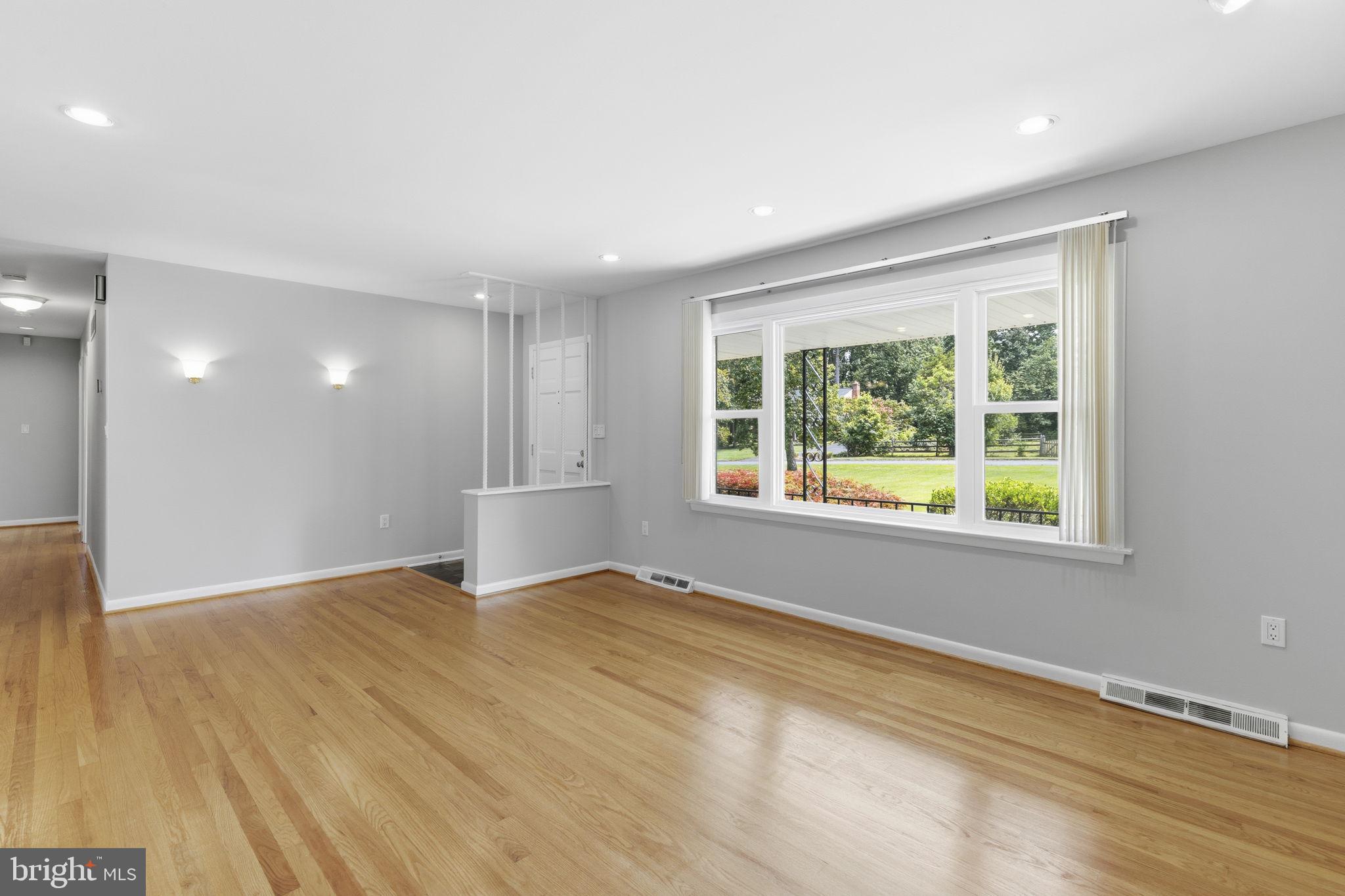 WOODCREST - Residential