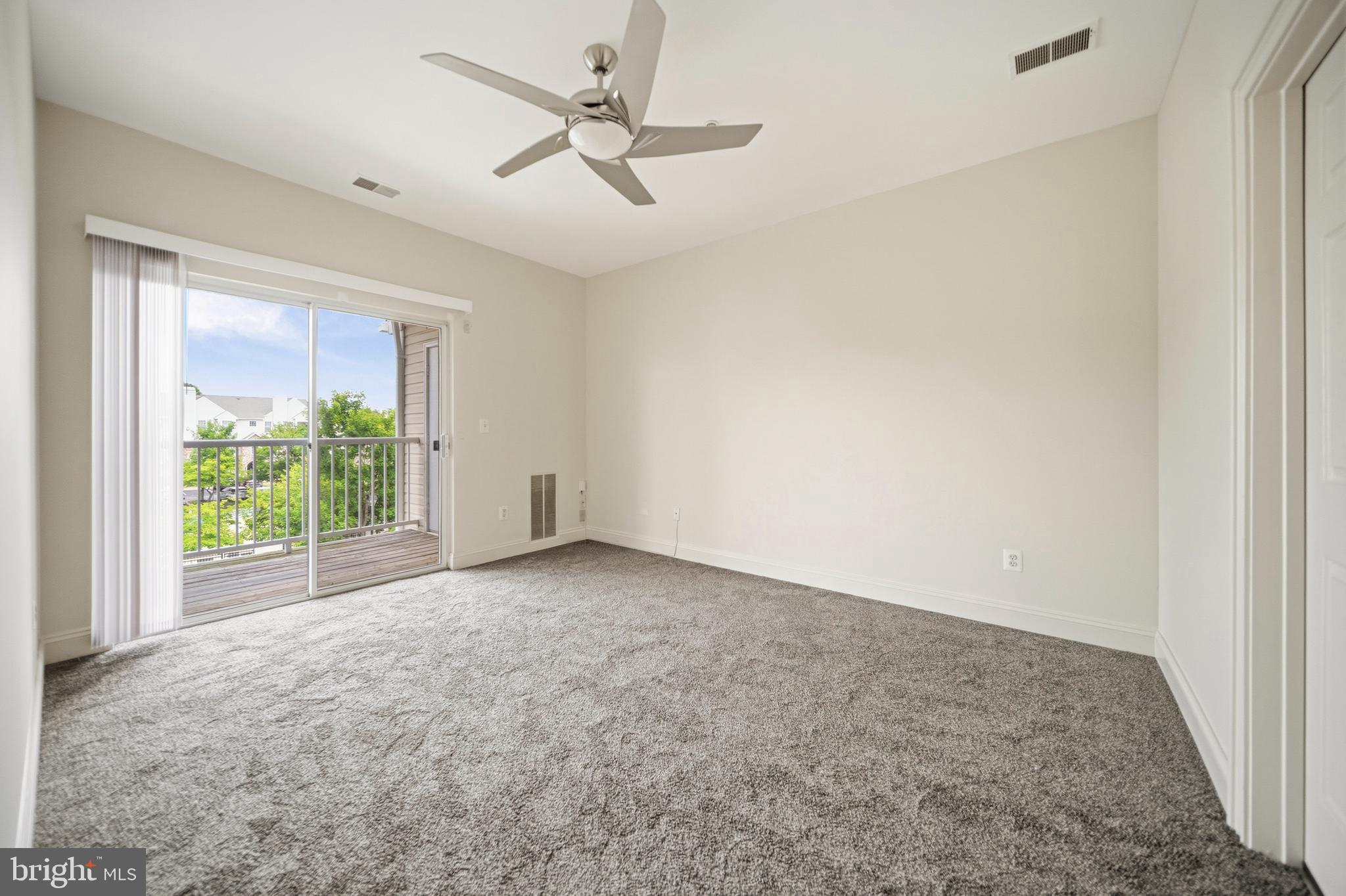 WINDSOR COMMONS - Residential