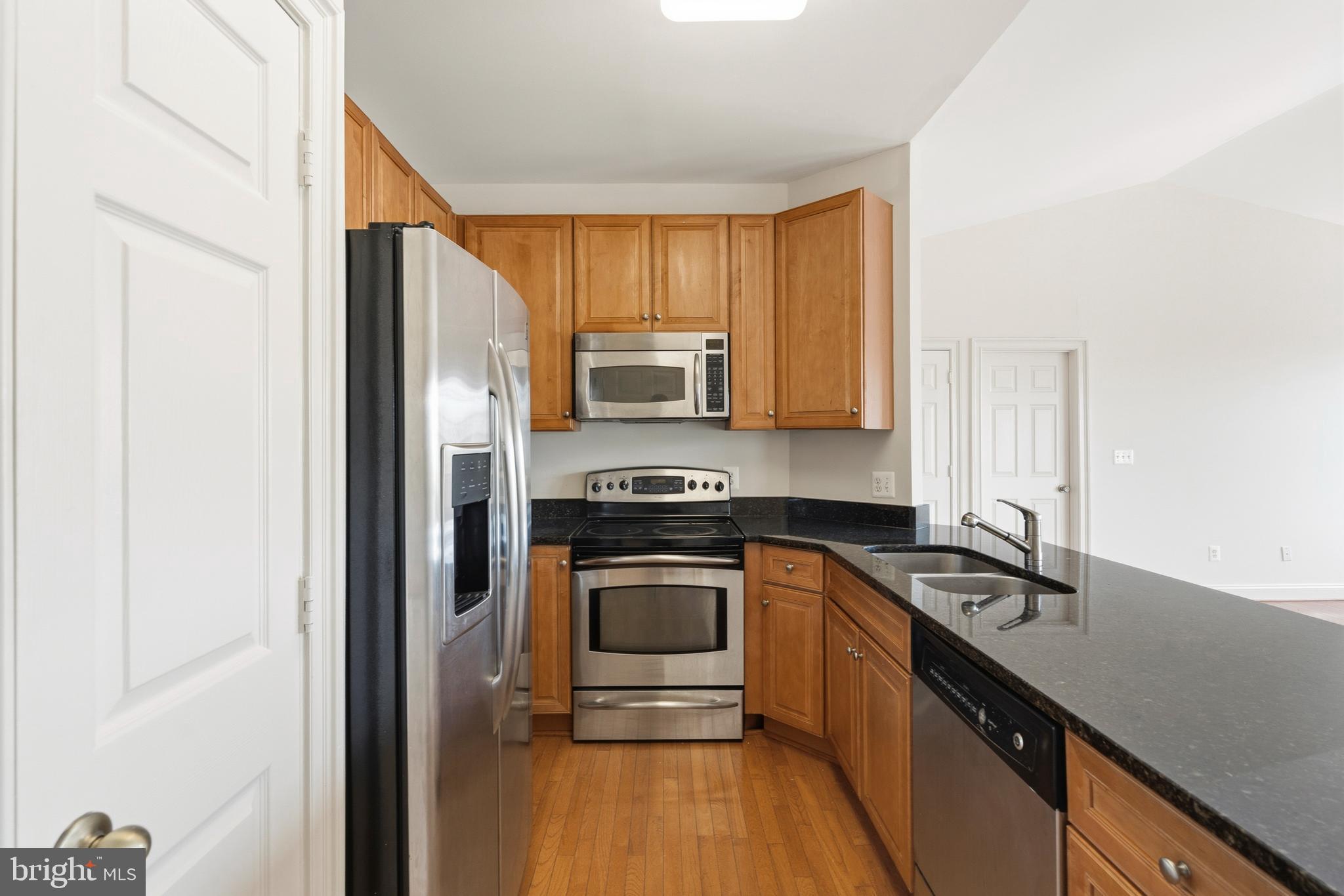 WINDSOR COMMONS - Residential