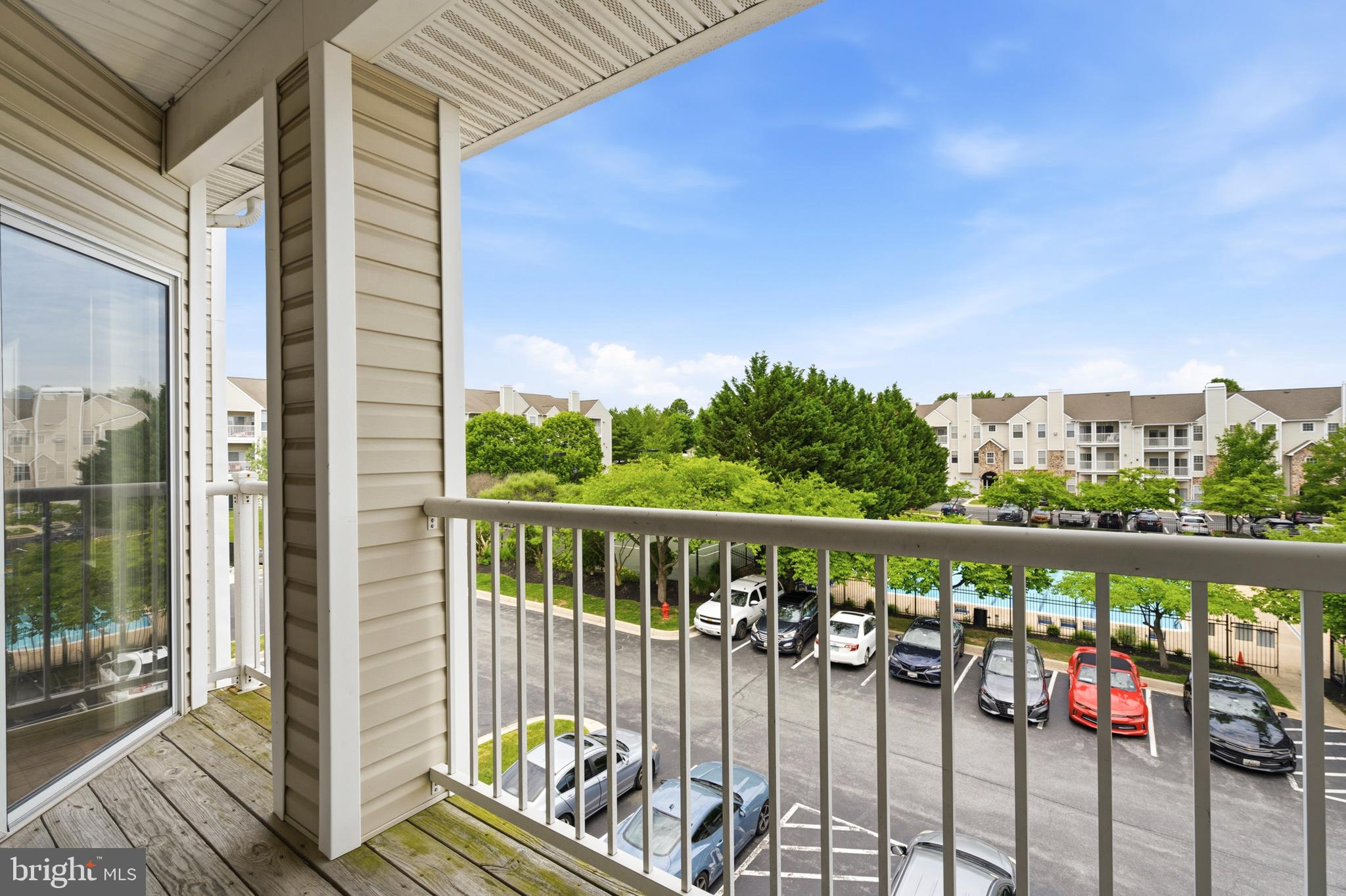 WINDSOR COMMONS - Residential