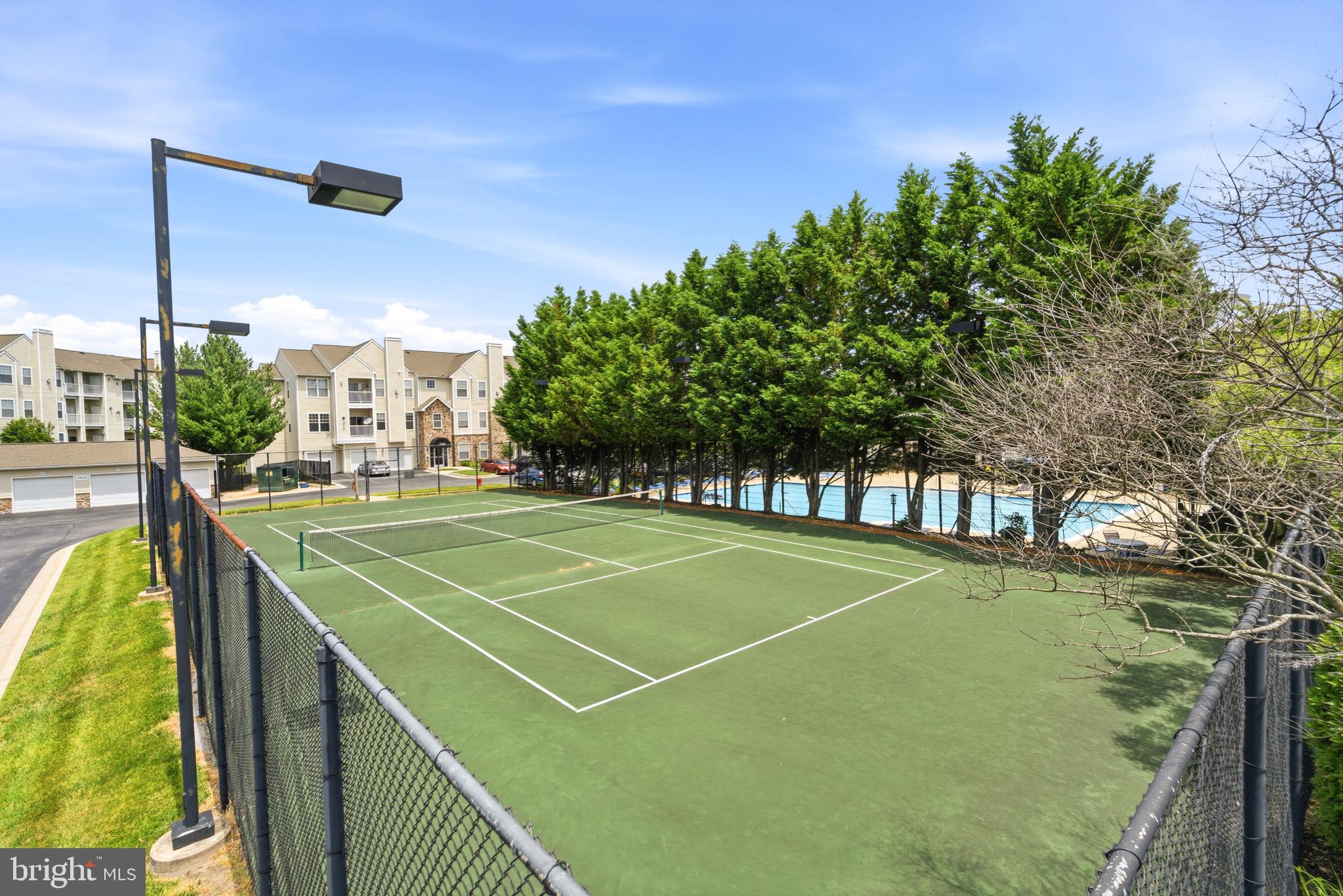 WINDSOR COMMONS - Residential
